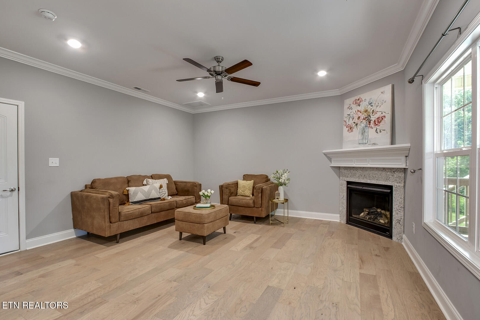 3229 Oakwood Hills Lane Knoxville TN 37931