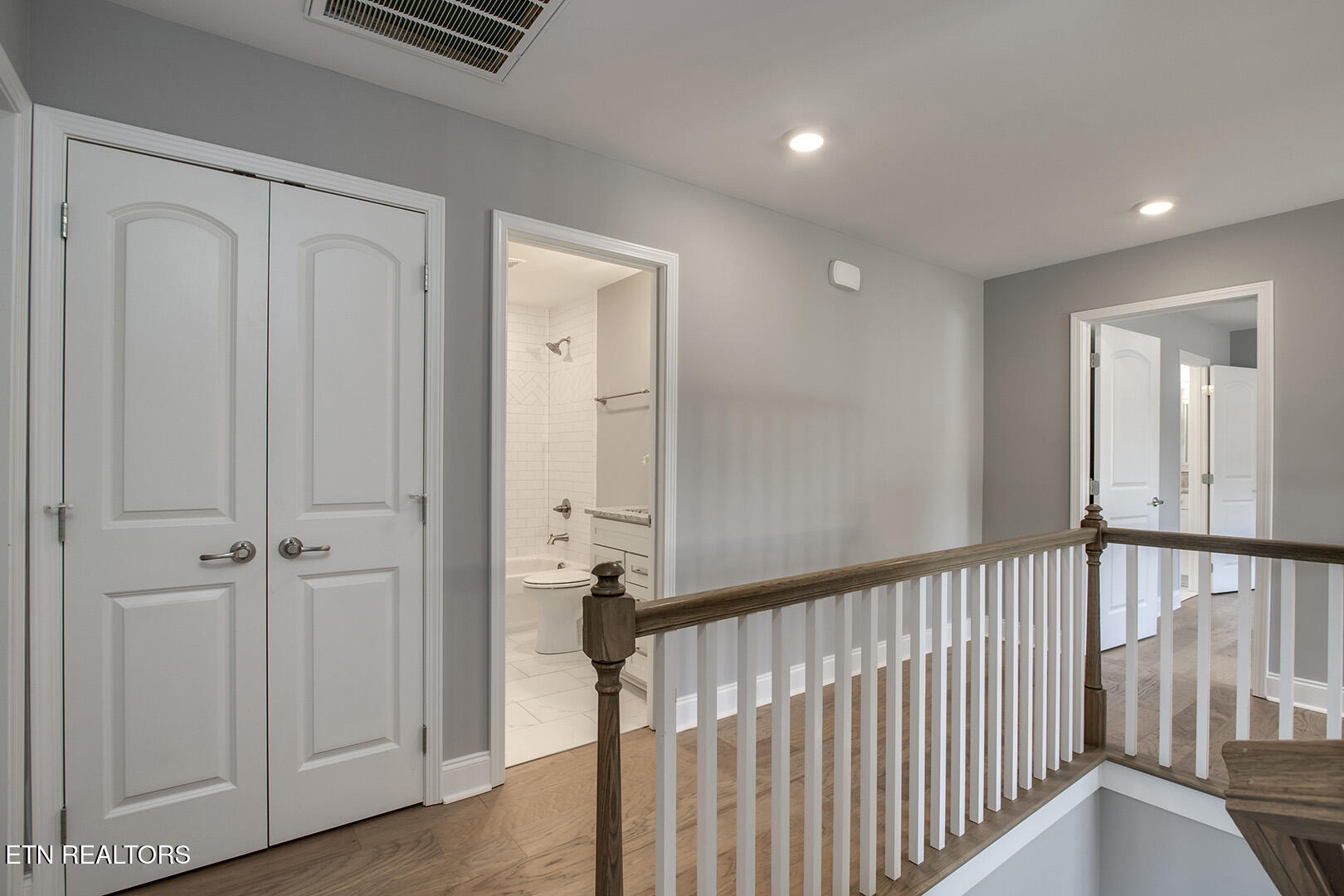 3229 Oakwood Hills Lane Knoxville TN 37931