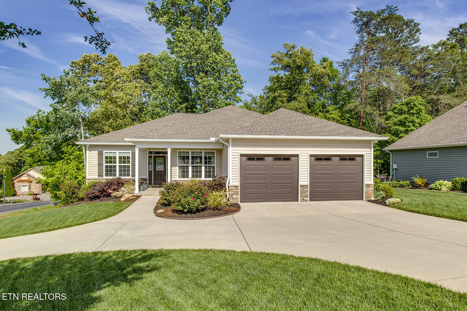 137 Oohleeno Way Loudon TN 37774