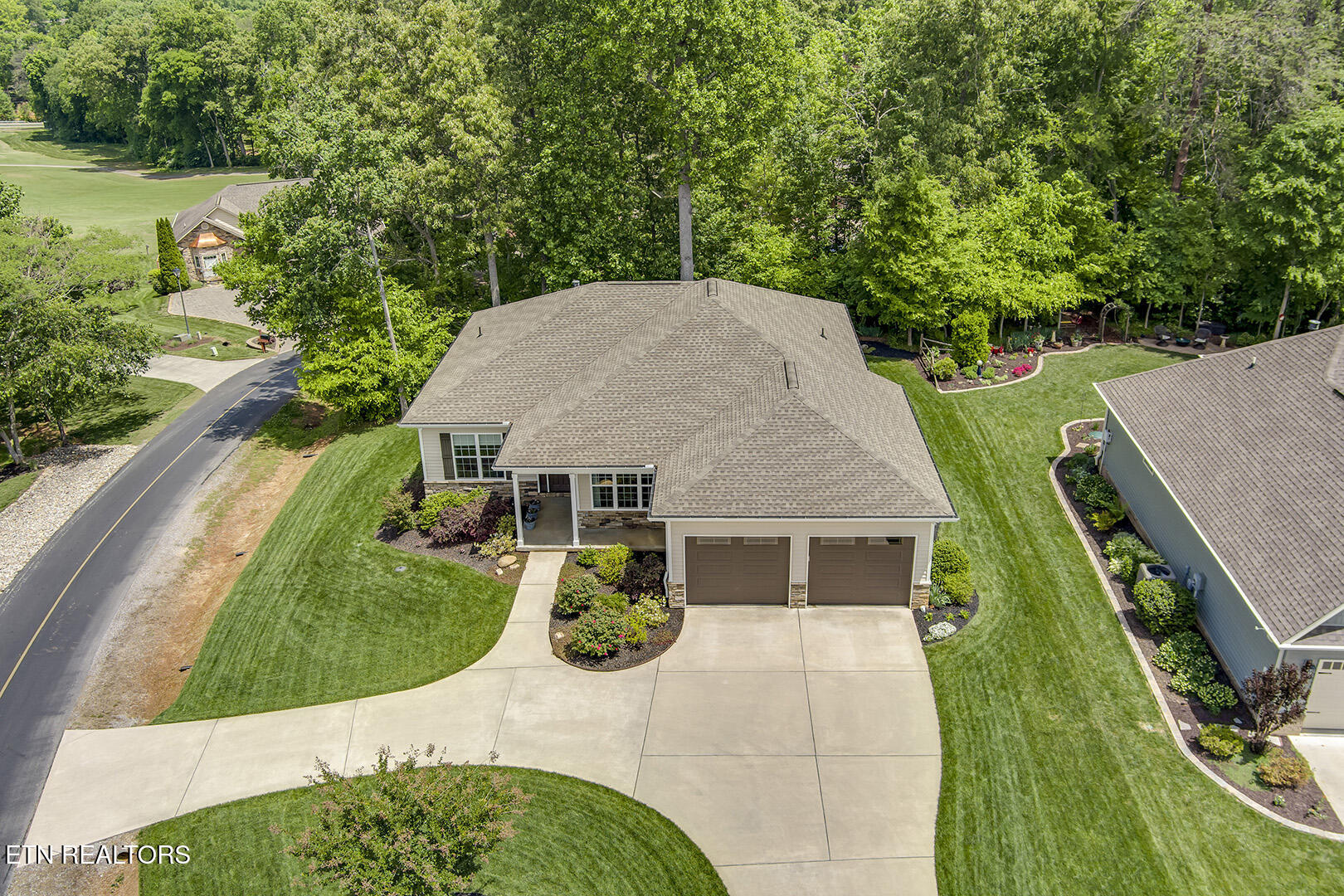 137 Oohleeno Way Loudon TN 37774