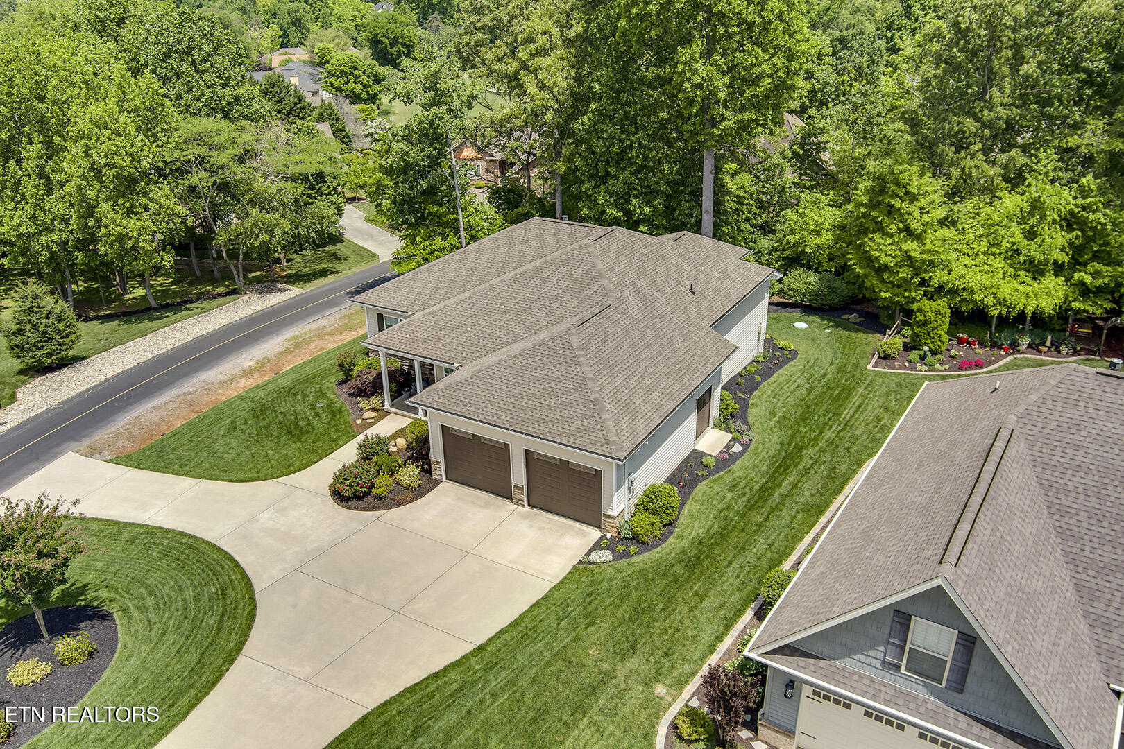 137 Oohleeno Way Loudon TN 37774