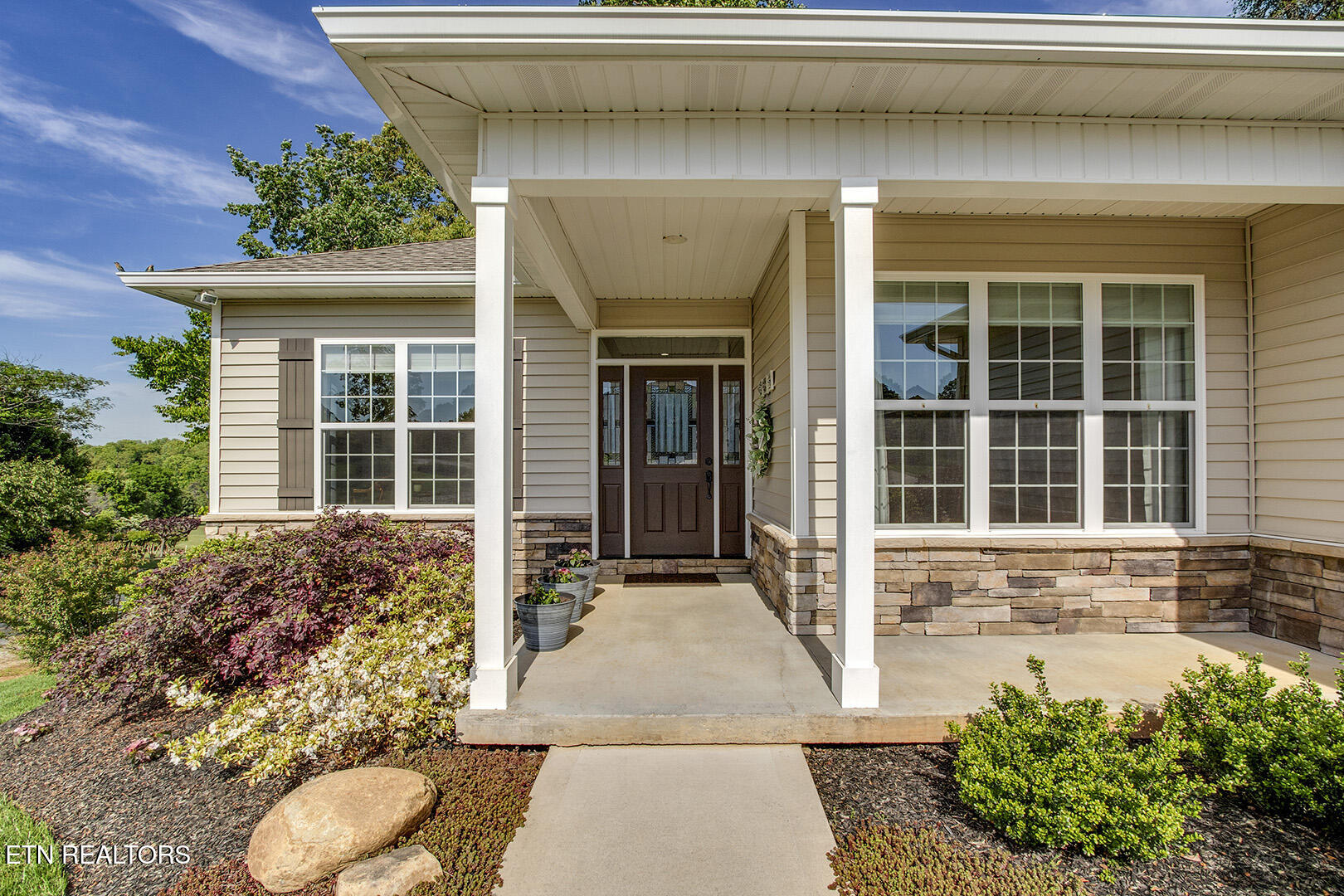 137 Oohleeno Way Loudon TN 37774