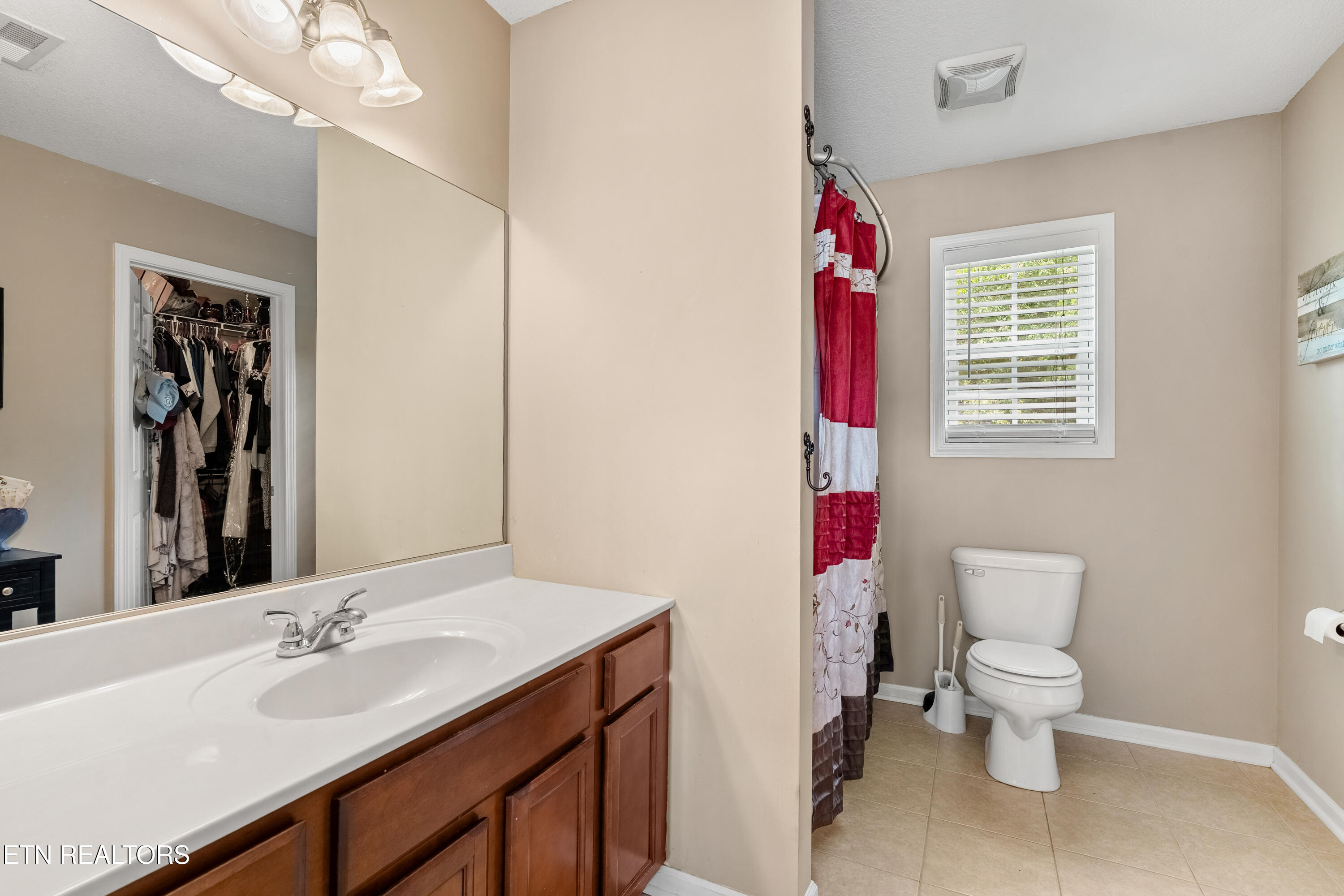 5301 Castle Pines Lane Knoxville TN 37920