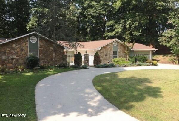 7941 Castlecomb Road Powell TN 37849