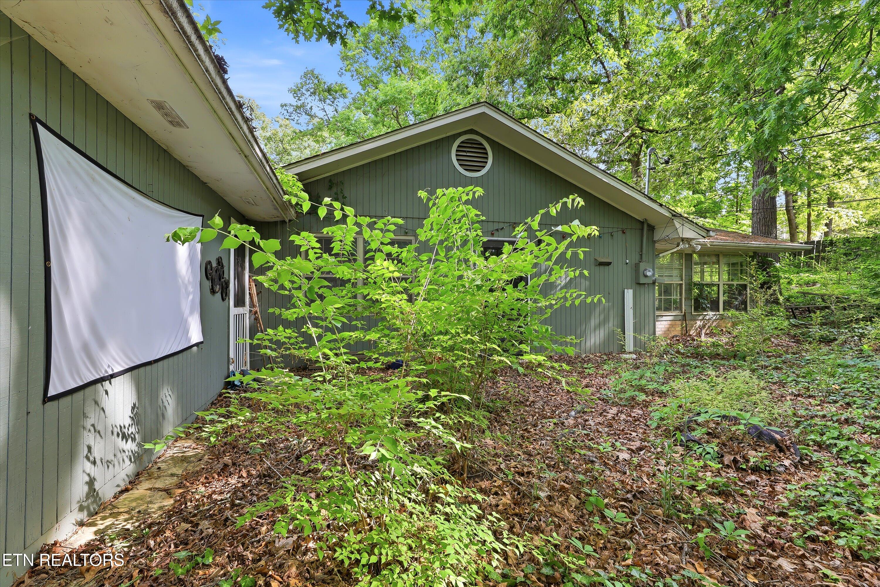 7941 Castlecomb Road Powell TN 37849