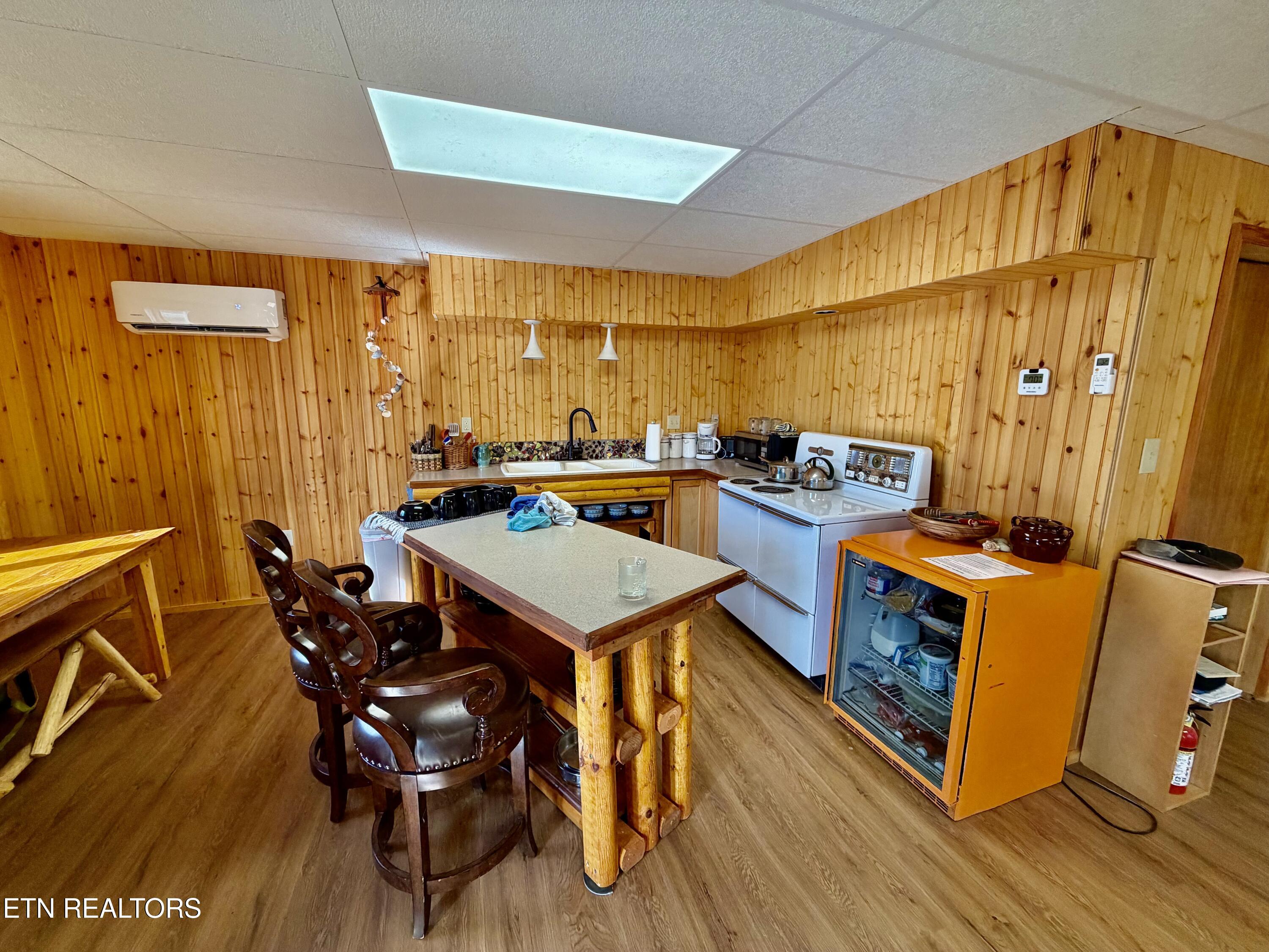 2218 Clouds Road New Tazewell TN 37825