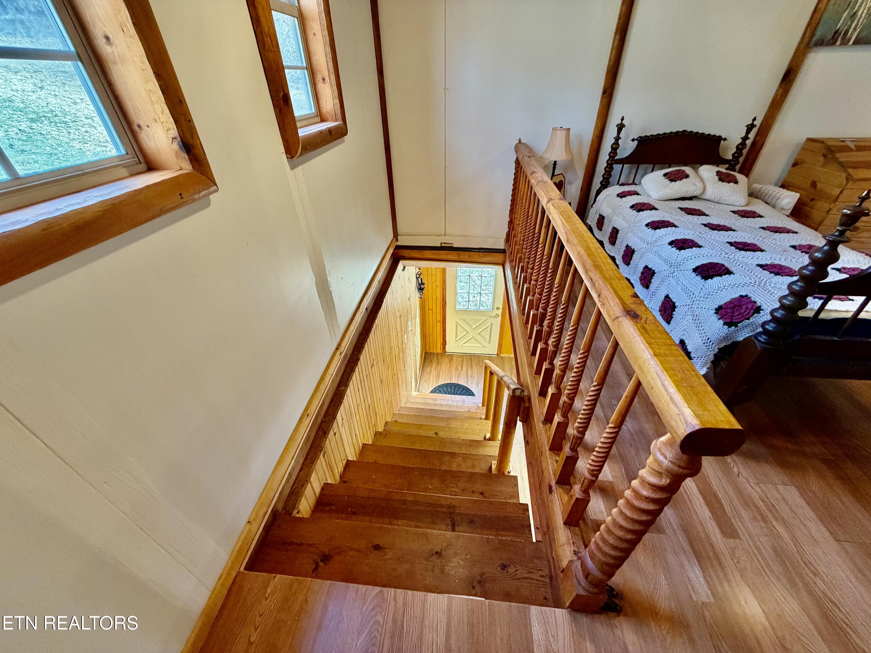 2218 Clouds Road New Tazewell TN 37825
