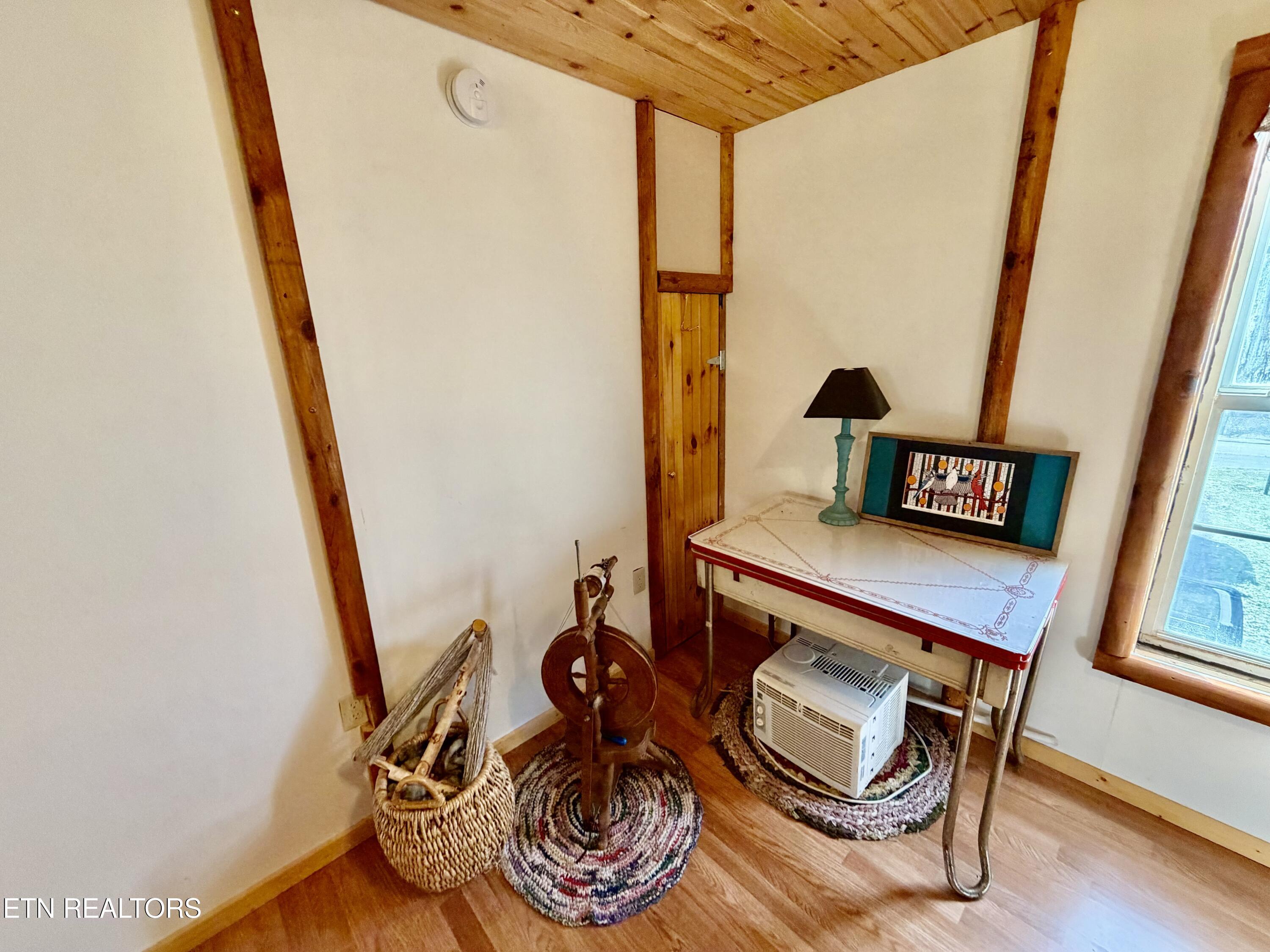 2218 Clouds Road New Tazewell TN 37825