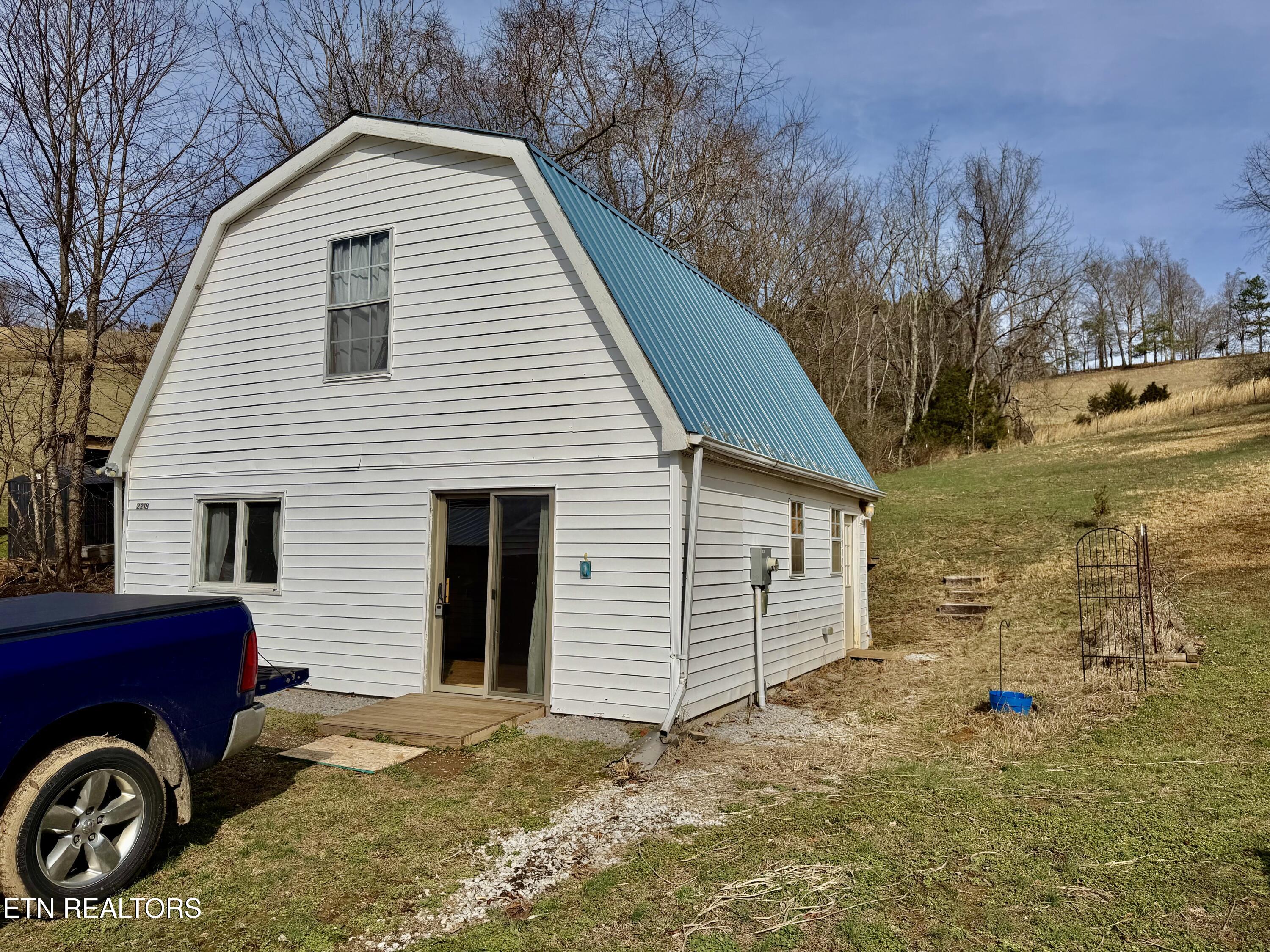2218 Clouds Road New Tazewell TN 37825