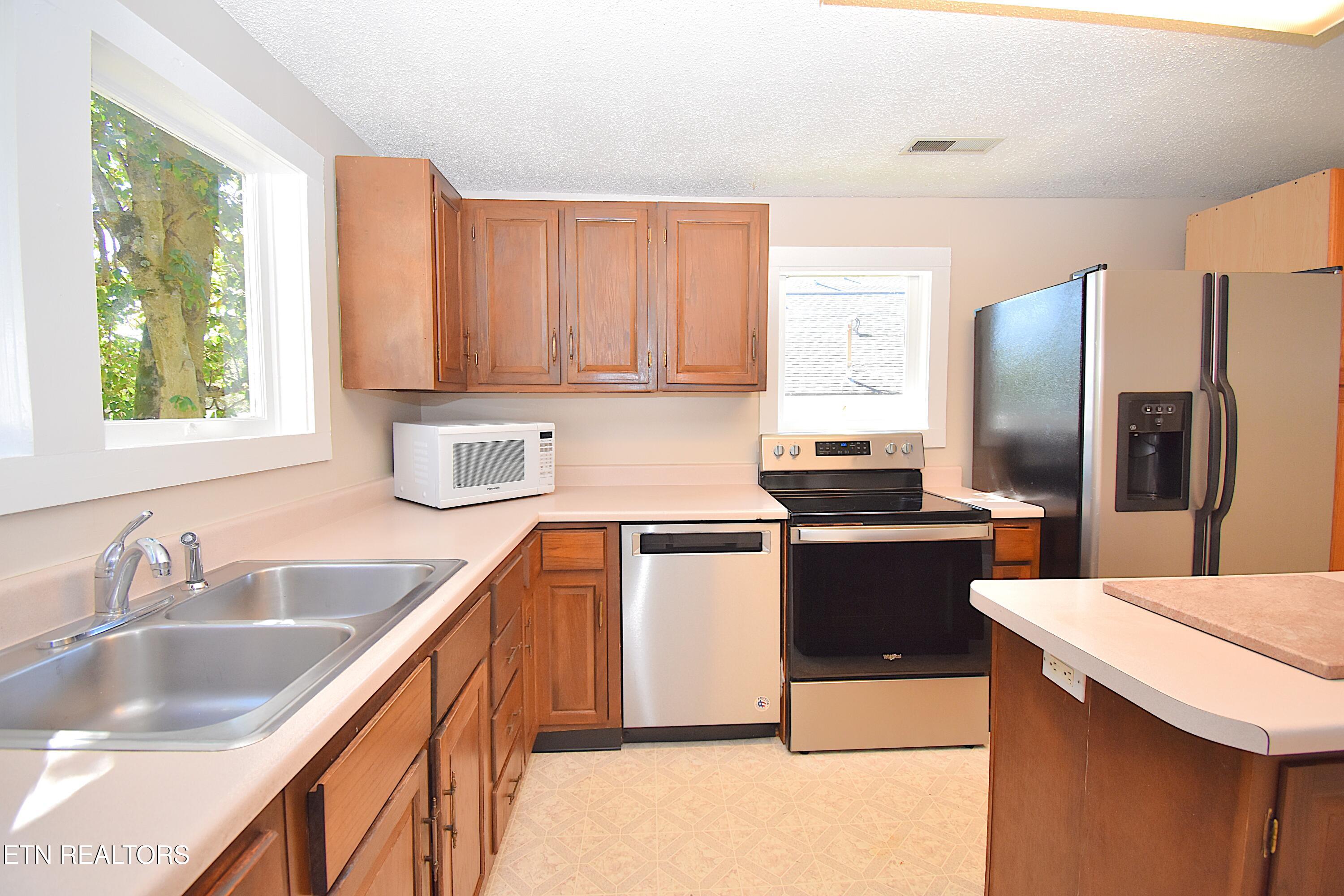 222 Lynnwood Drive Knoxville TN 37918
