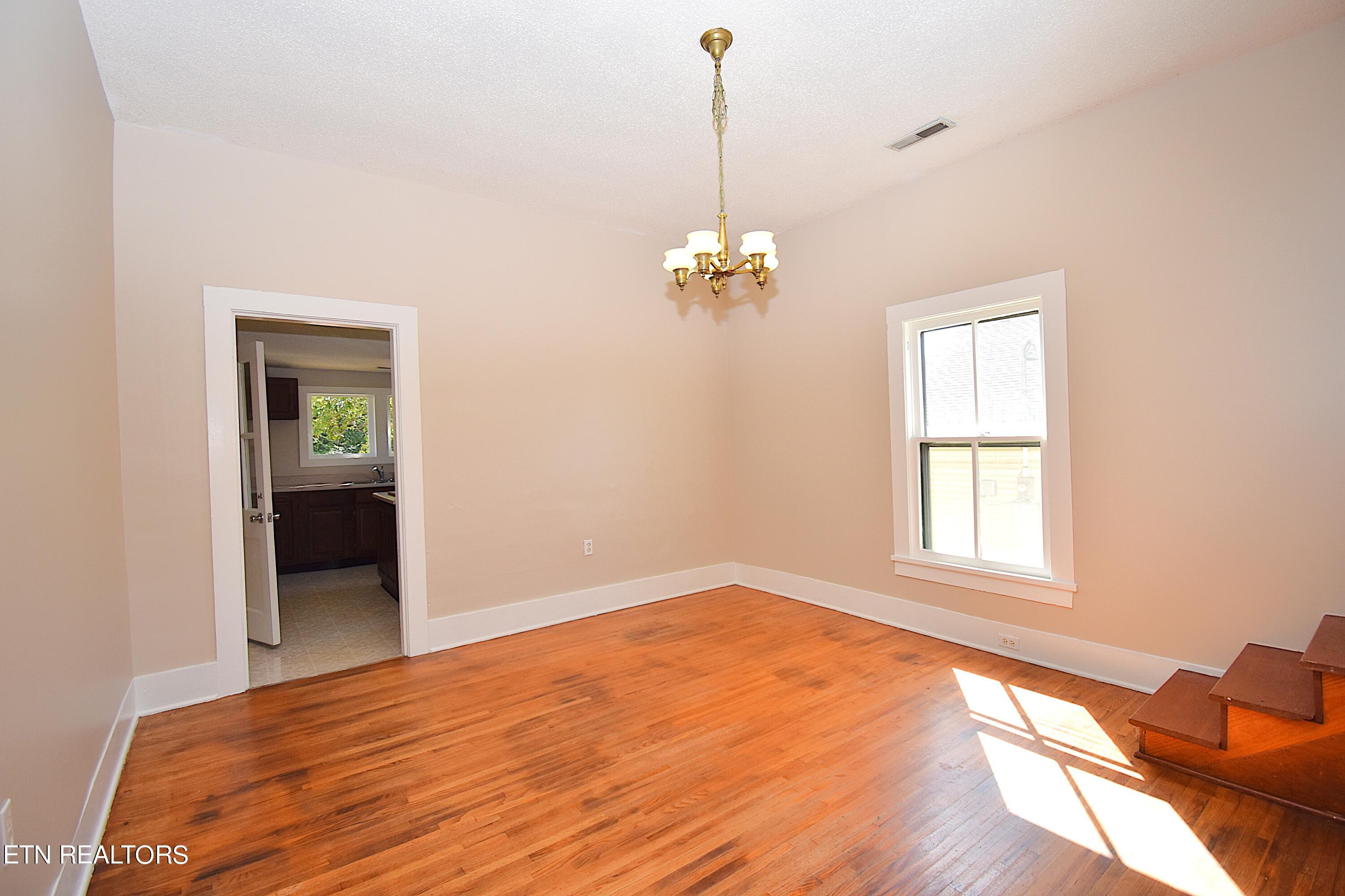 222 Lynnwood Drive Knoxville TN 37918