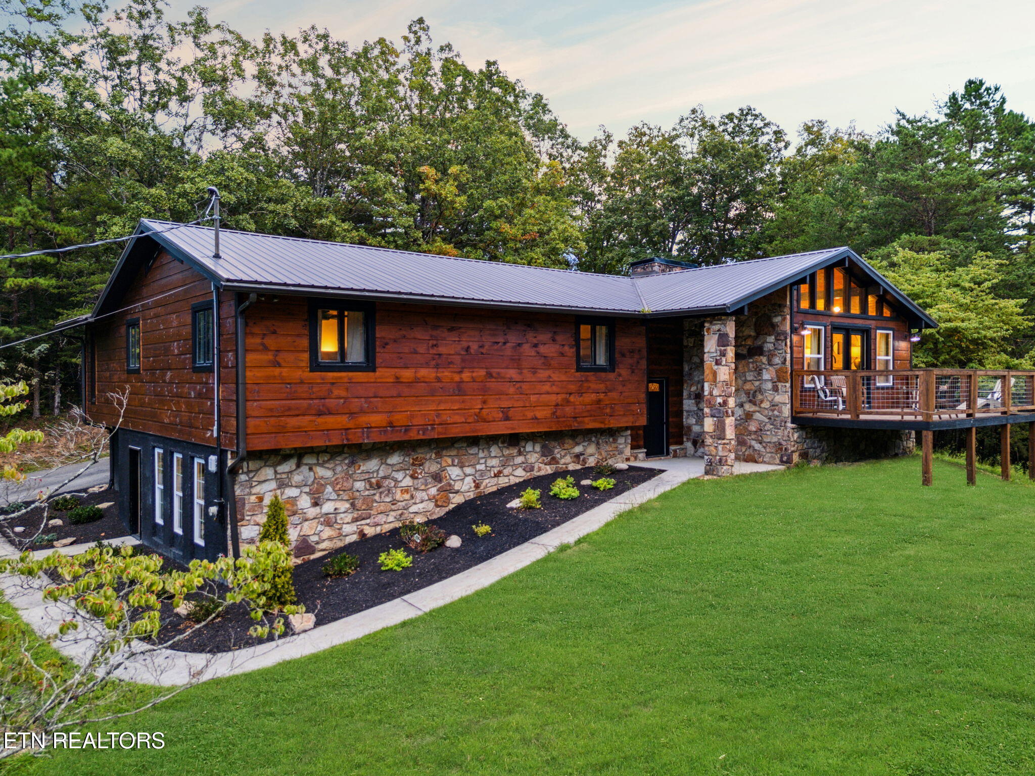 3430 Lillie Boulevard Pigeon Forge TN 37876