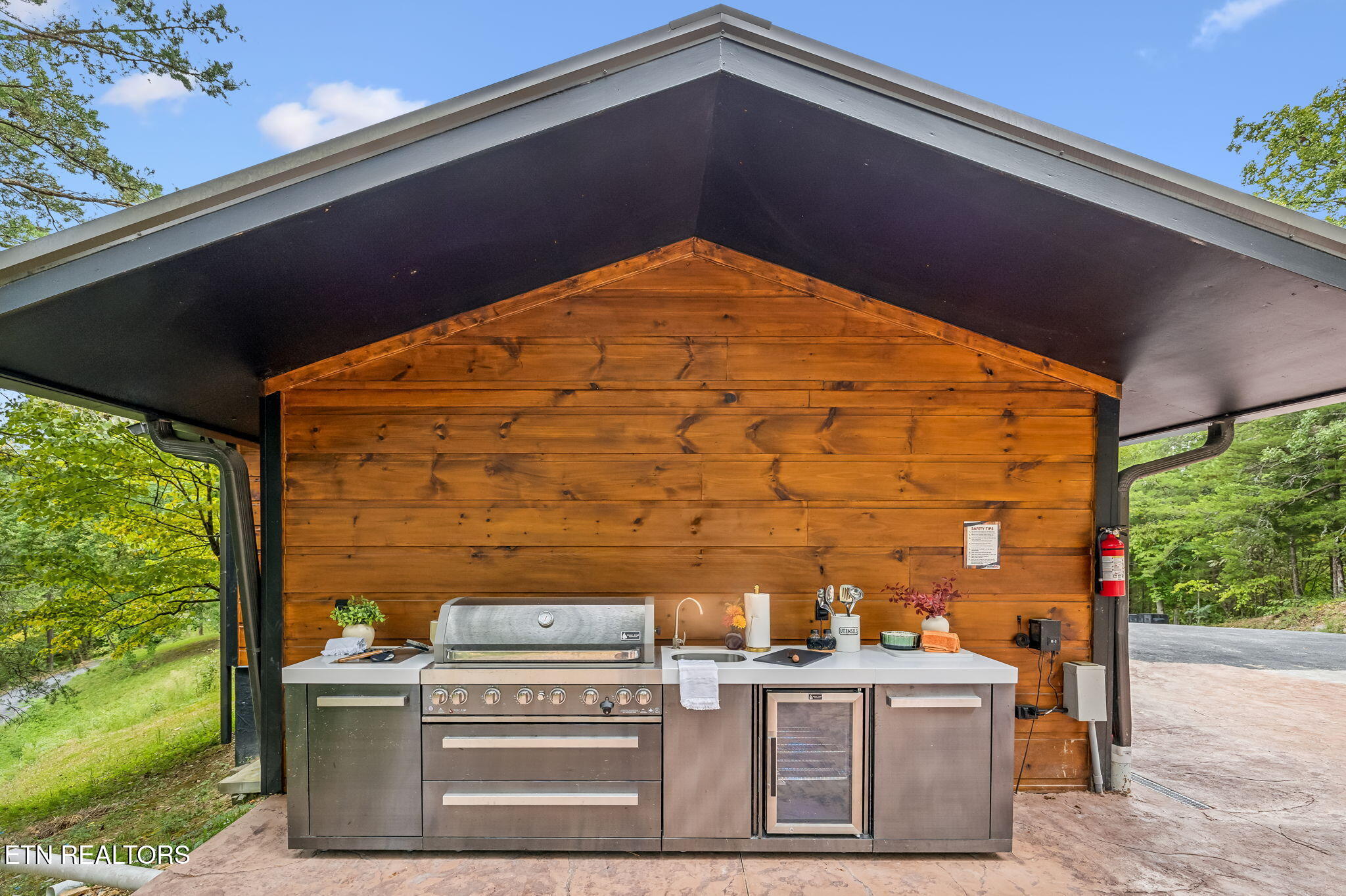 3430 Lillie Boulevard Pigeon Forge TN 37876