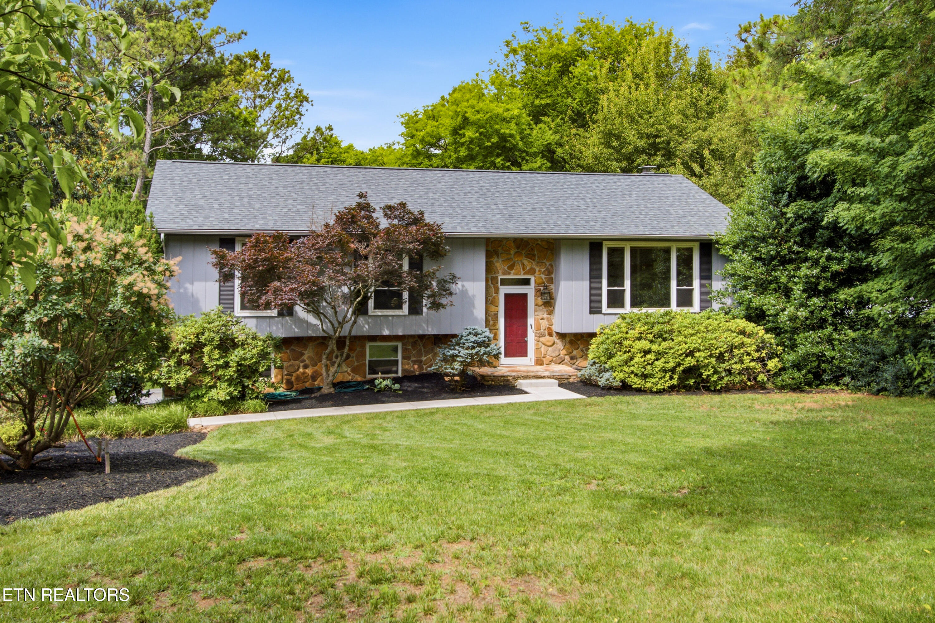 2012 Grenada Boulevard Knoxville TN 37922