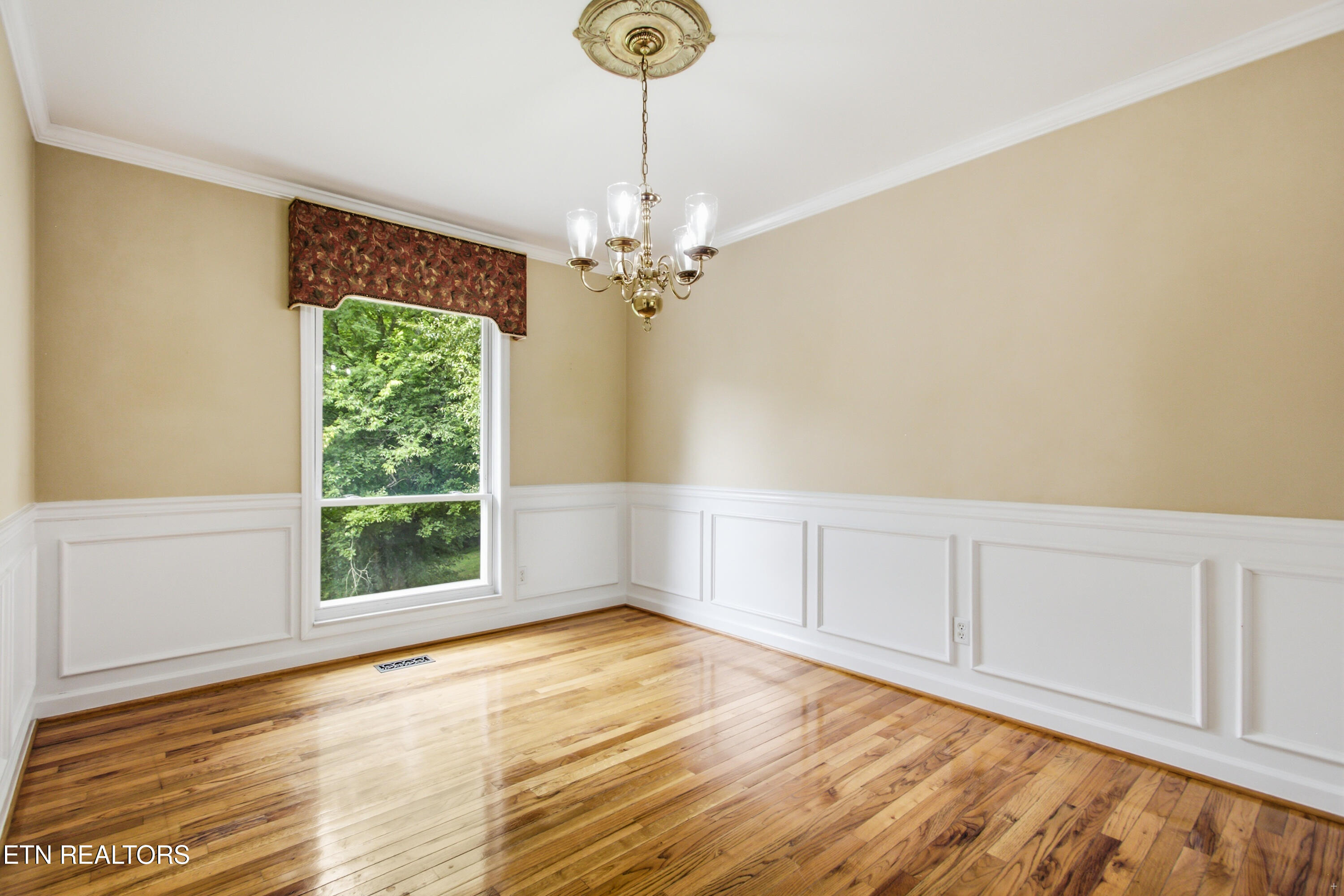 2012 Grenada Boulevard Knoxville TN 37922