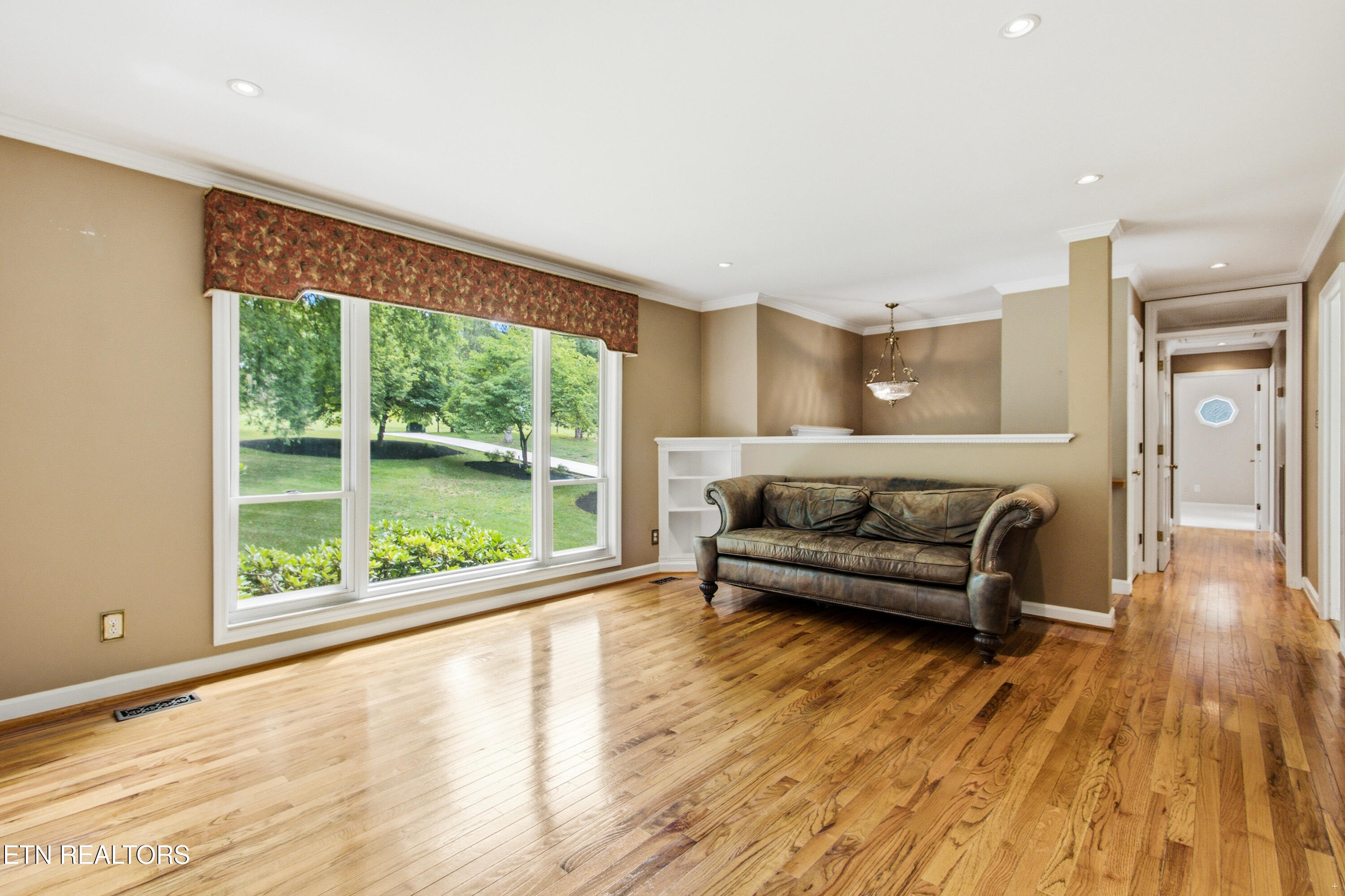 2012 Grenada Boulevard Knoxville TN 37922
