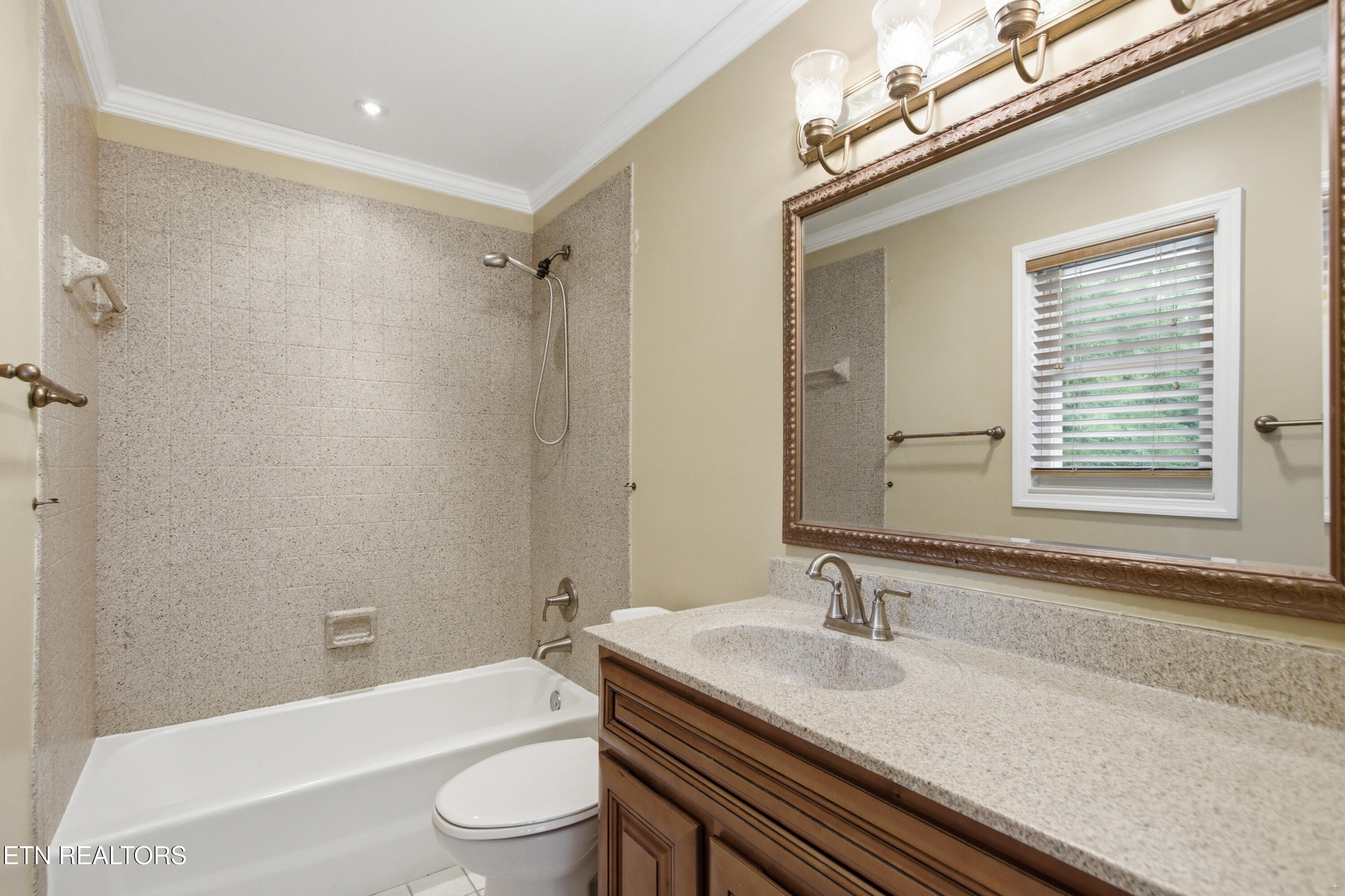 2012 Grenada Boulevard Knoxville TN 37922