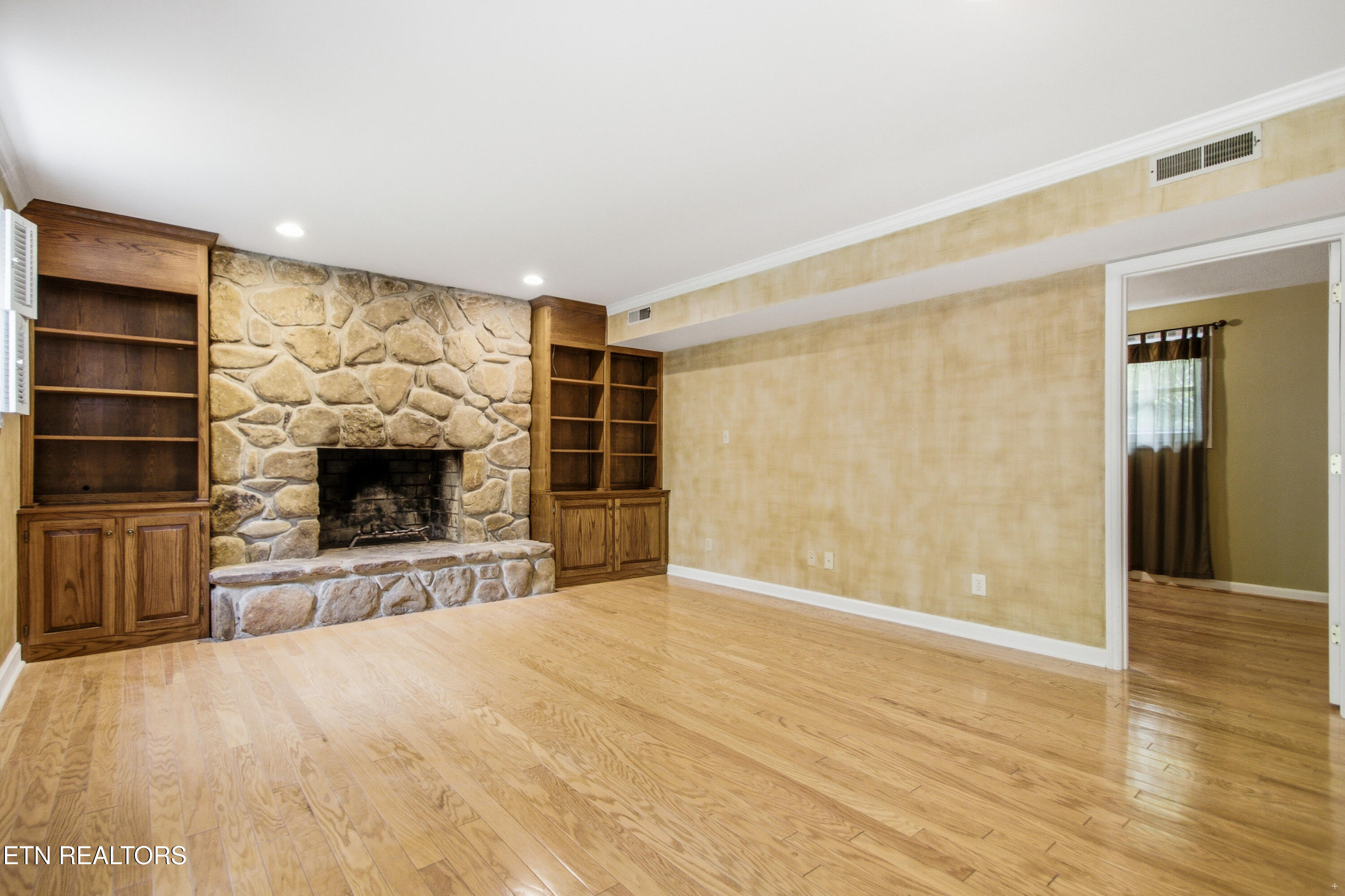 2012 Grenada Boulevard Knoxville TN 37922
