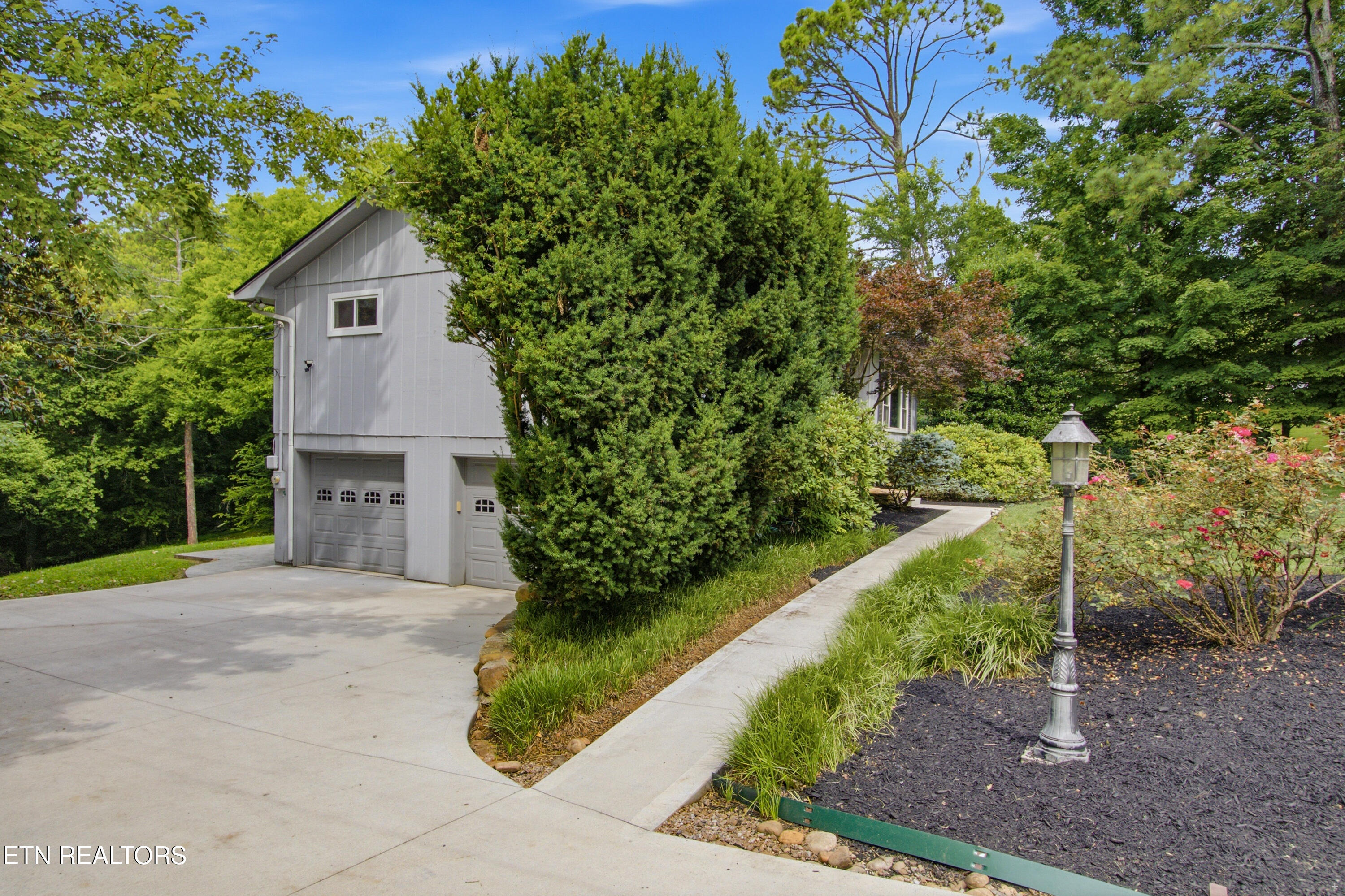 2012 Grenada Boulevard Knoxville TN 37922