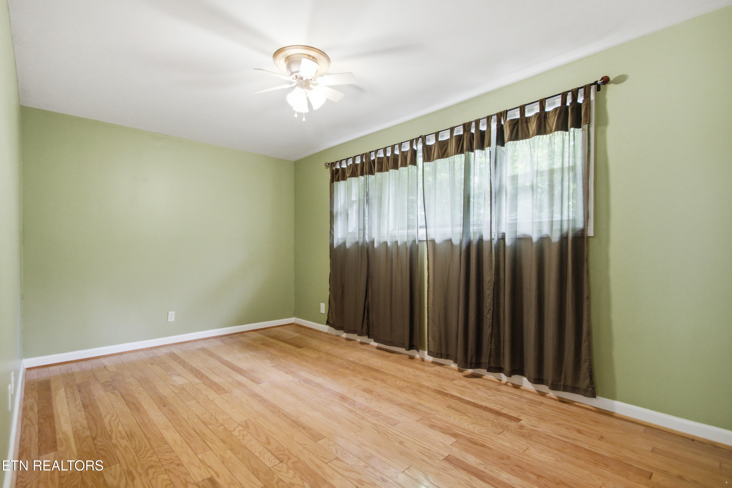 2012 Grenada Boulevard Knoxville TN 37922
