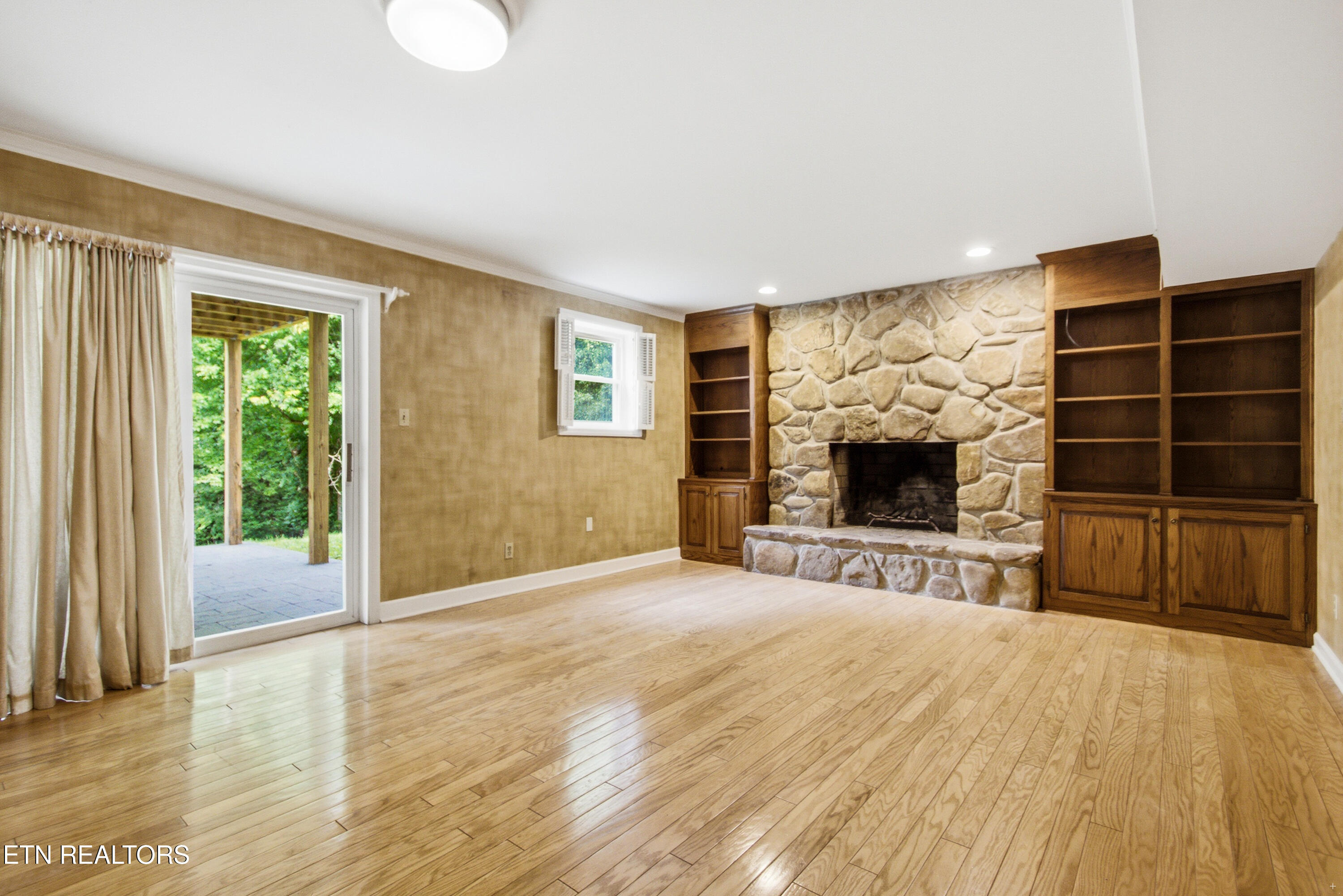 2012 Grenada Boulevard Knoxville TN 37922