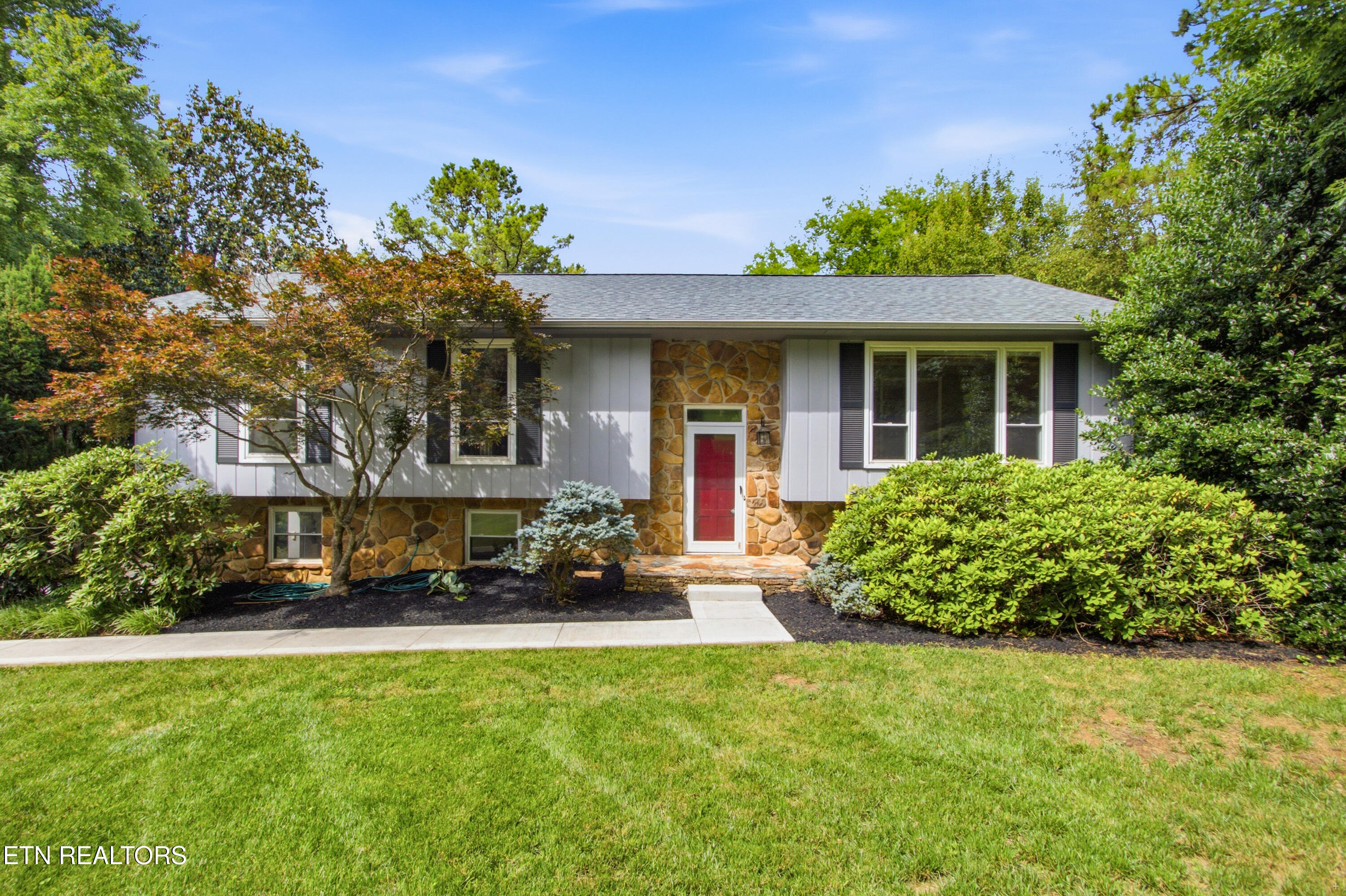 2012 Grenada Boulevard Knoxville TN 37922
