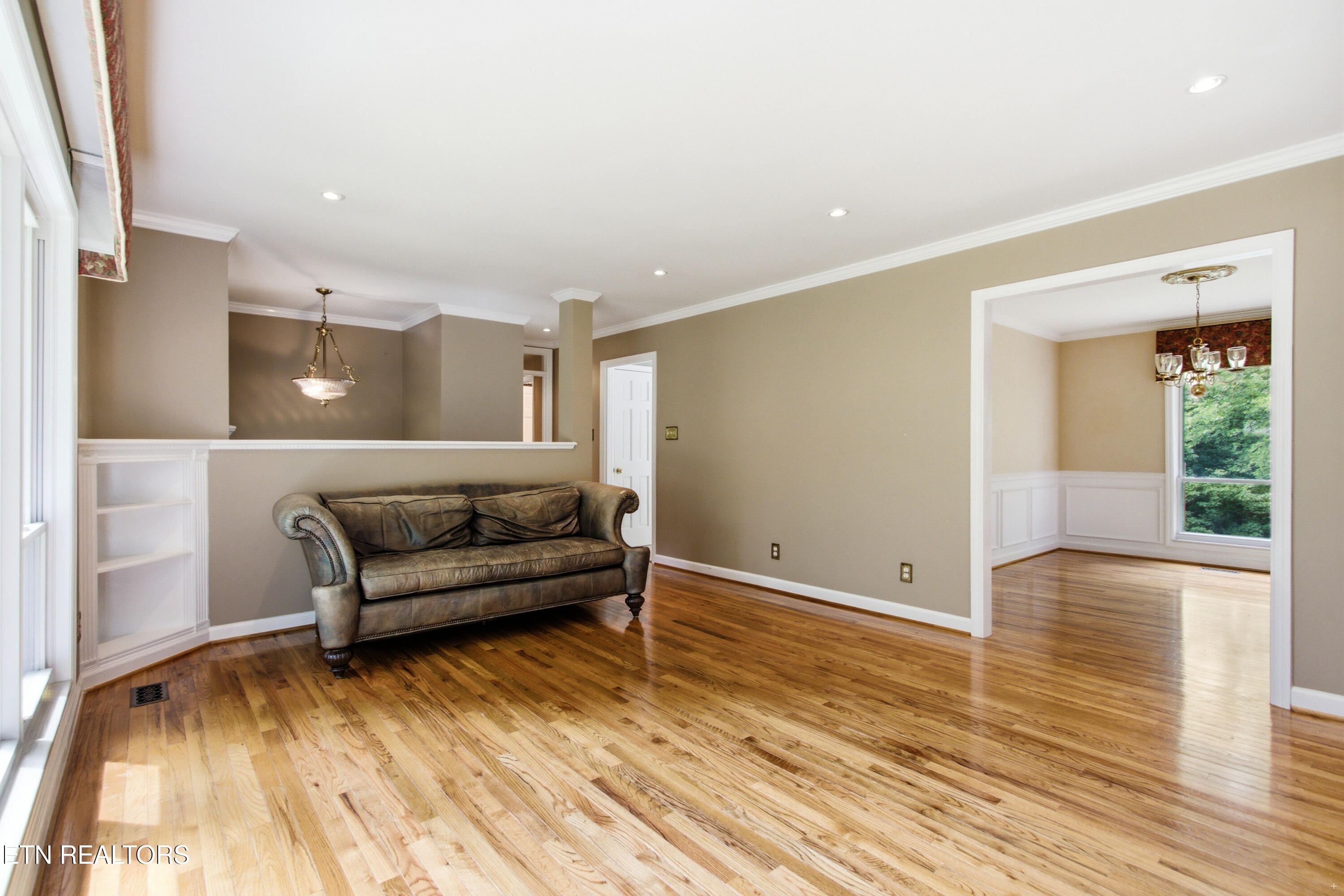 2012 Grenada Boulevard Knoxville TN 37922