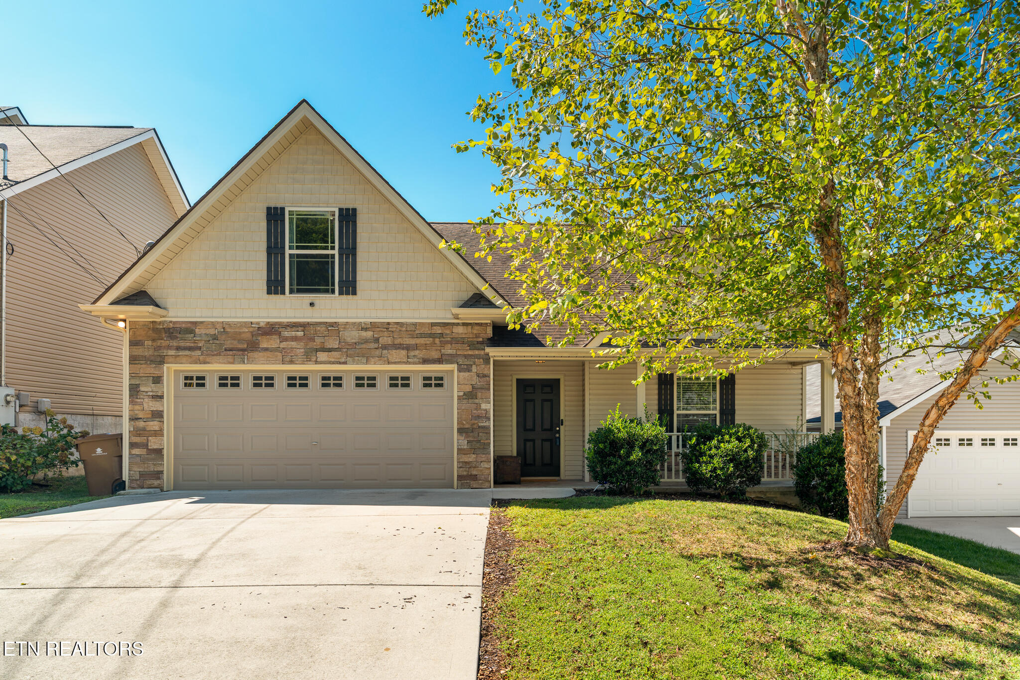 1711 Cove Oak Lane Knoxville TN 37909