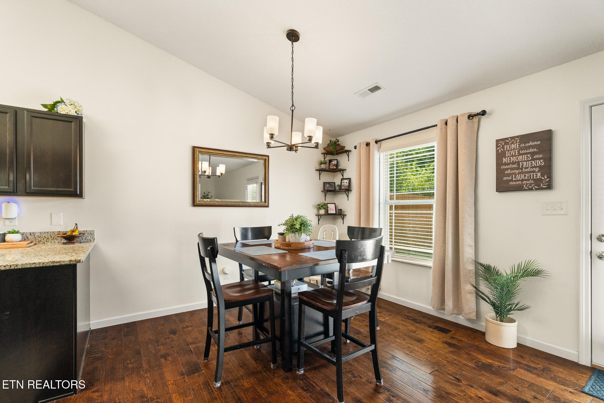 1711 Cove Oak Lane Knoxville TN 37909