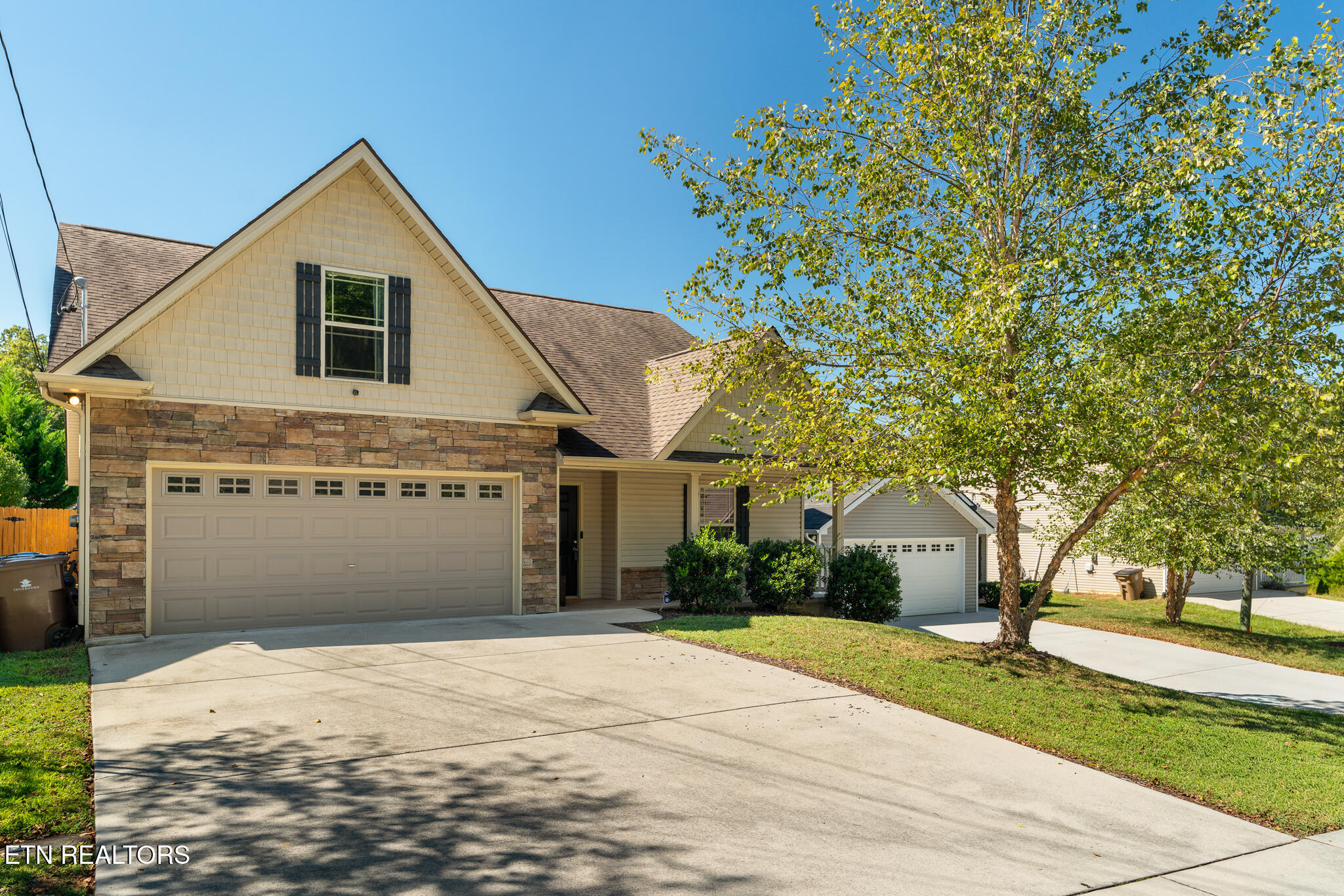 1711 Cove Oak Lane Knoxville TN 37909