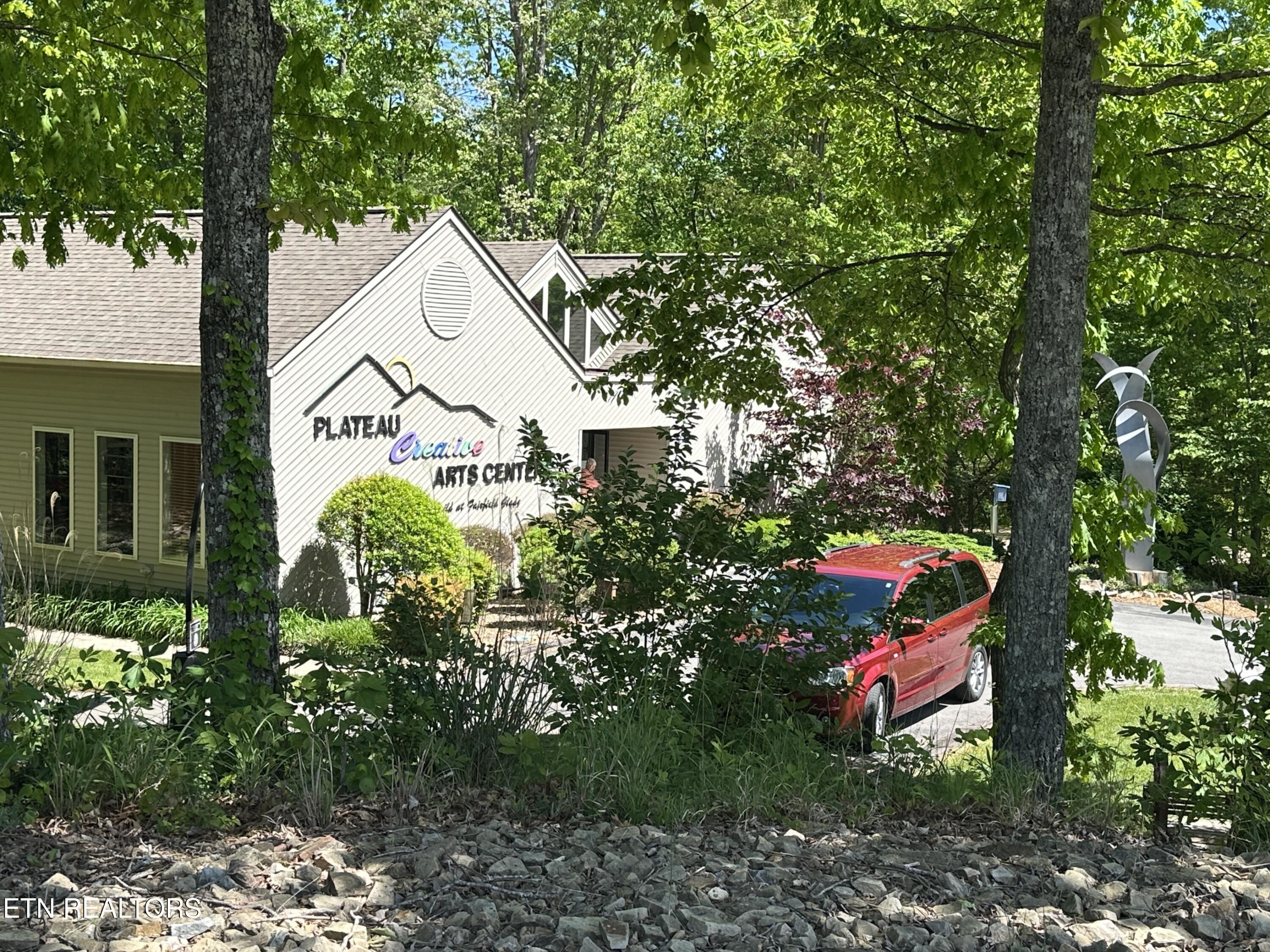 204 Meadowview Drive Crossville TN 38558