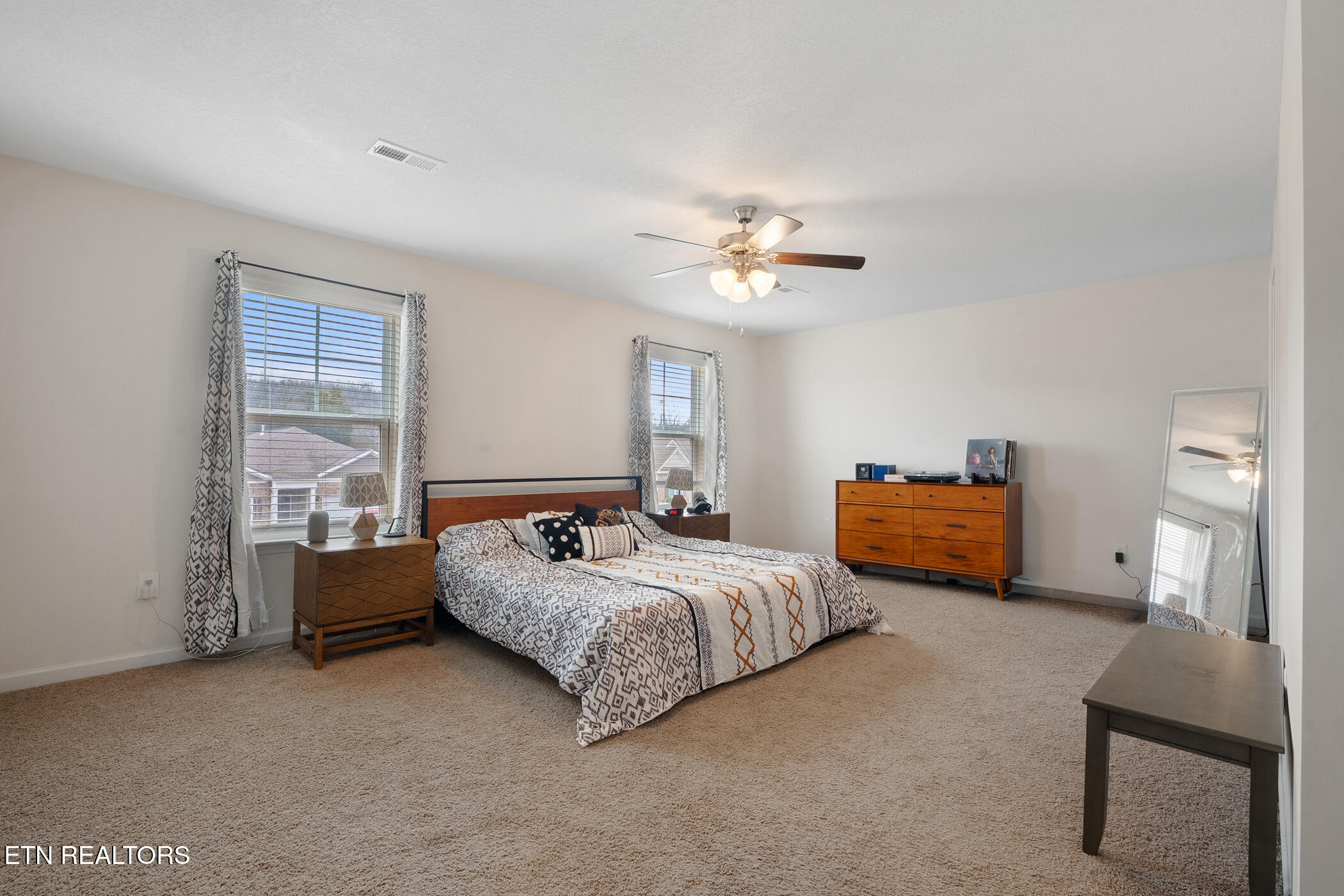 1174 Hampton Place Circle Loudon TN 37774