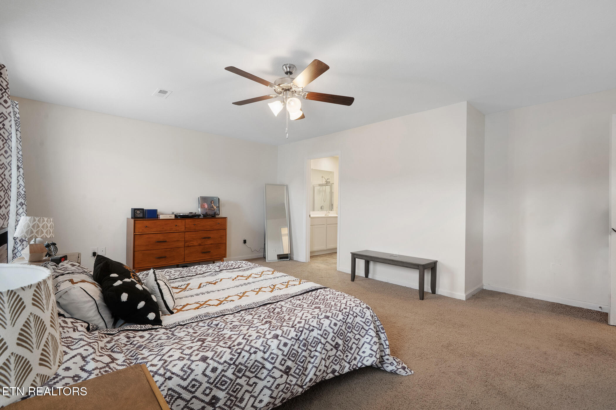 1174 Hampton Place Circle Loudon TN 37774