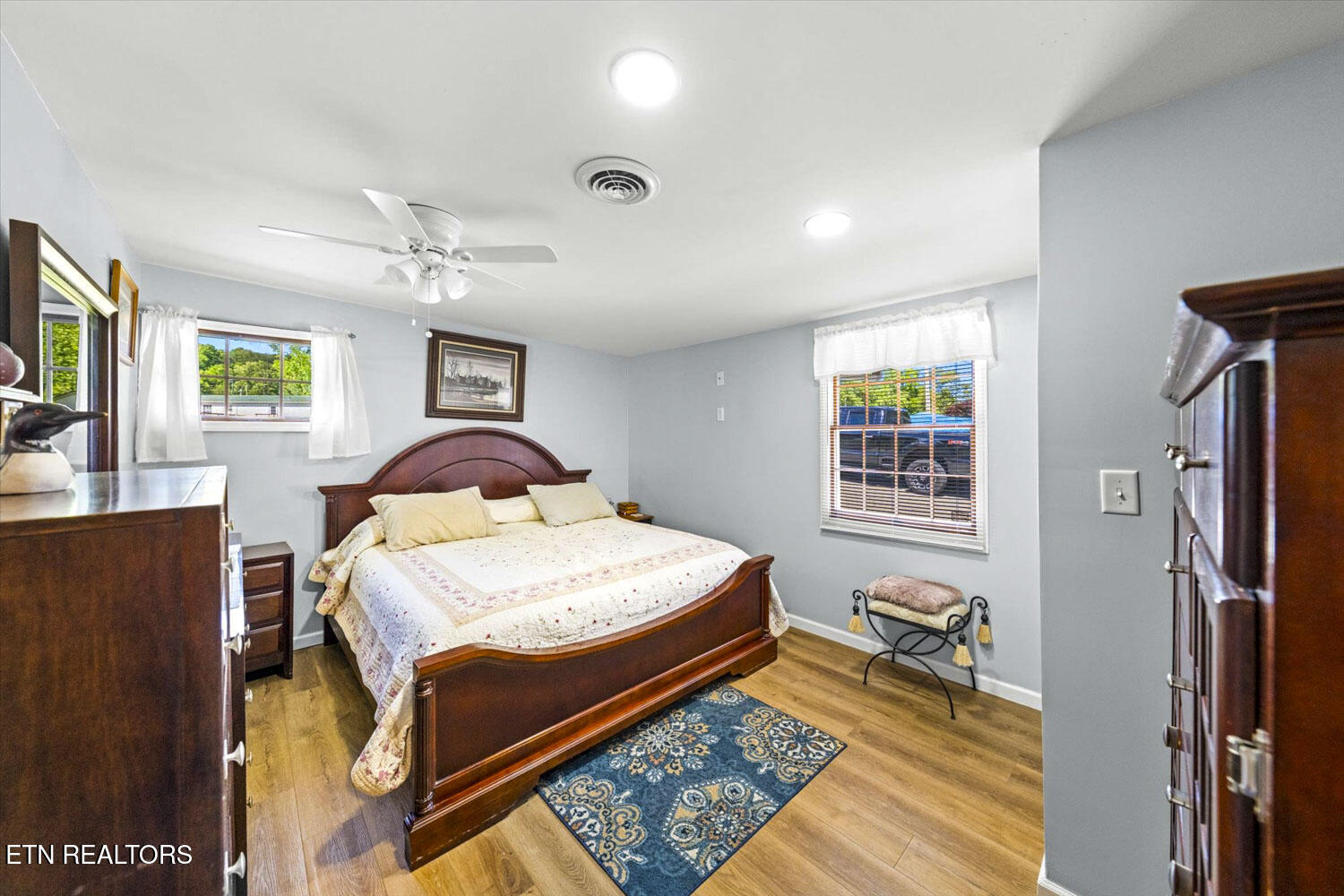 1648 Canal Lane Dandridge TN 37725