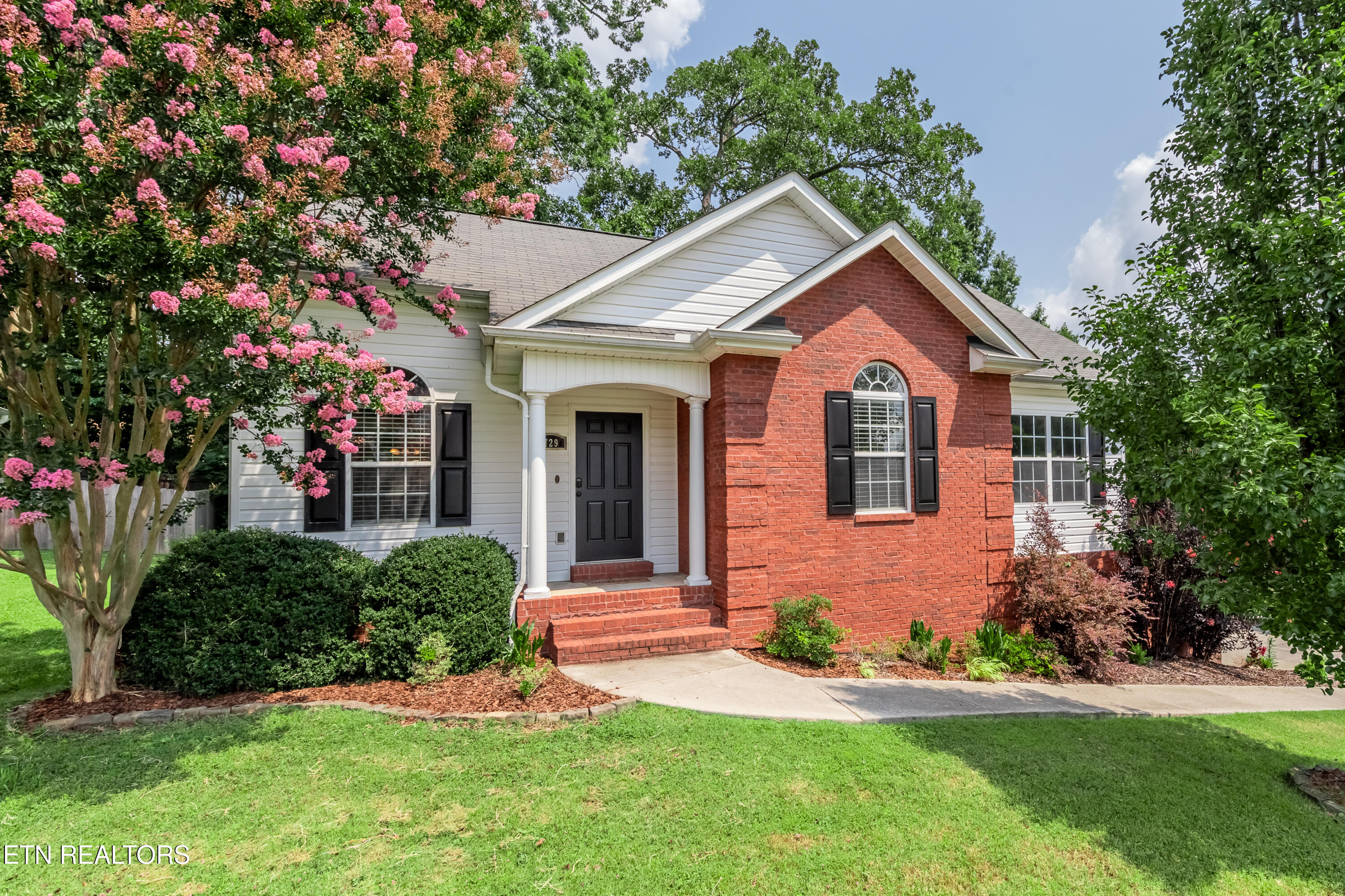 729 Chamberlain Manor Way Knoxville TN 37920