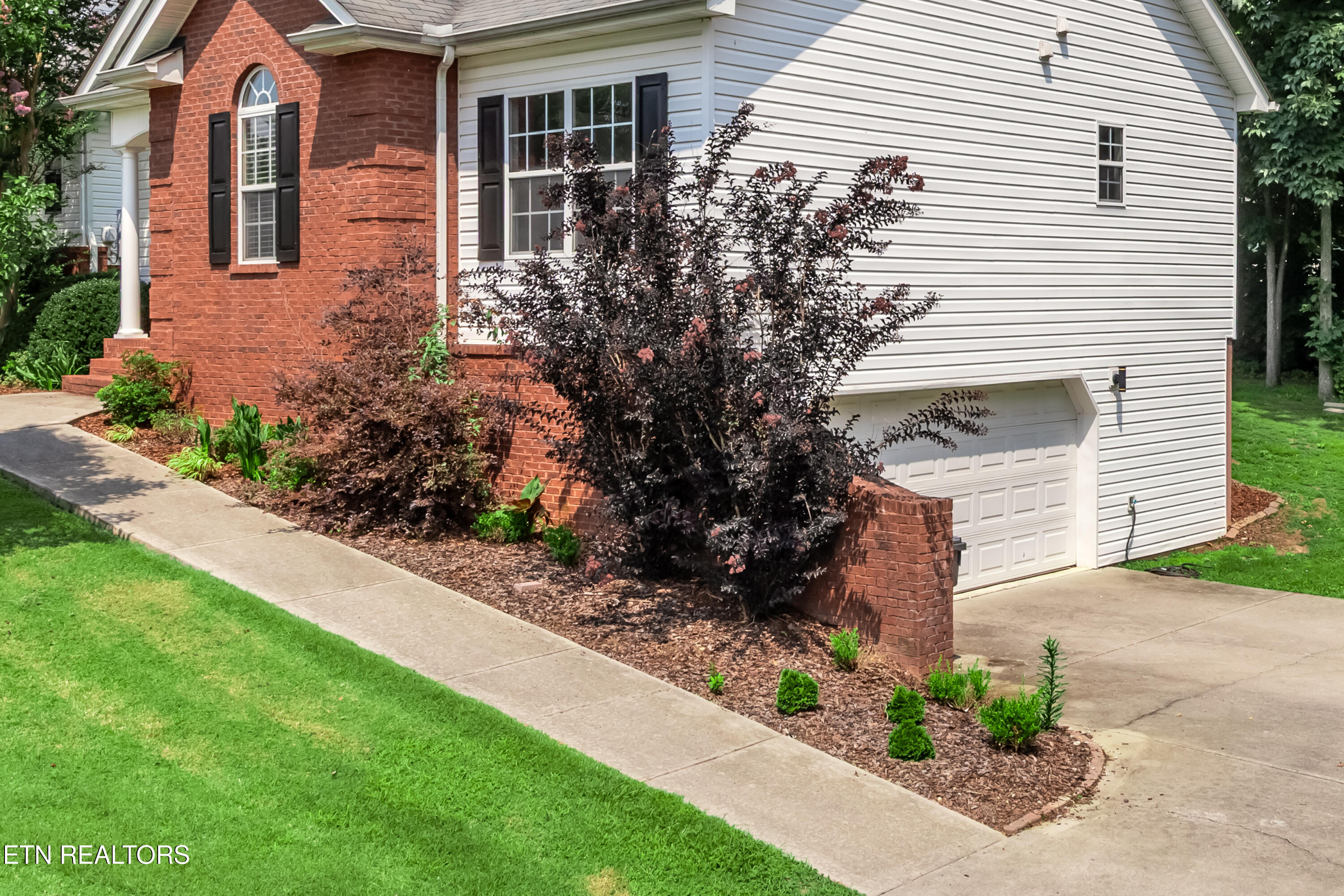 729 Chamberlain Manor Way Knoxville TN 37920