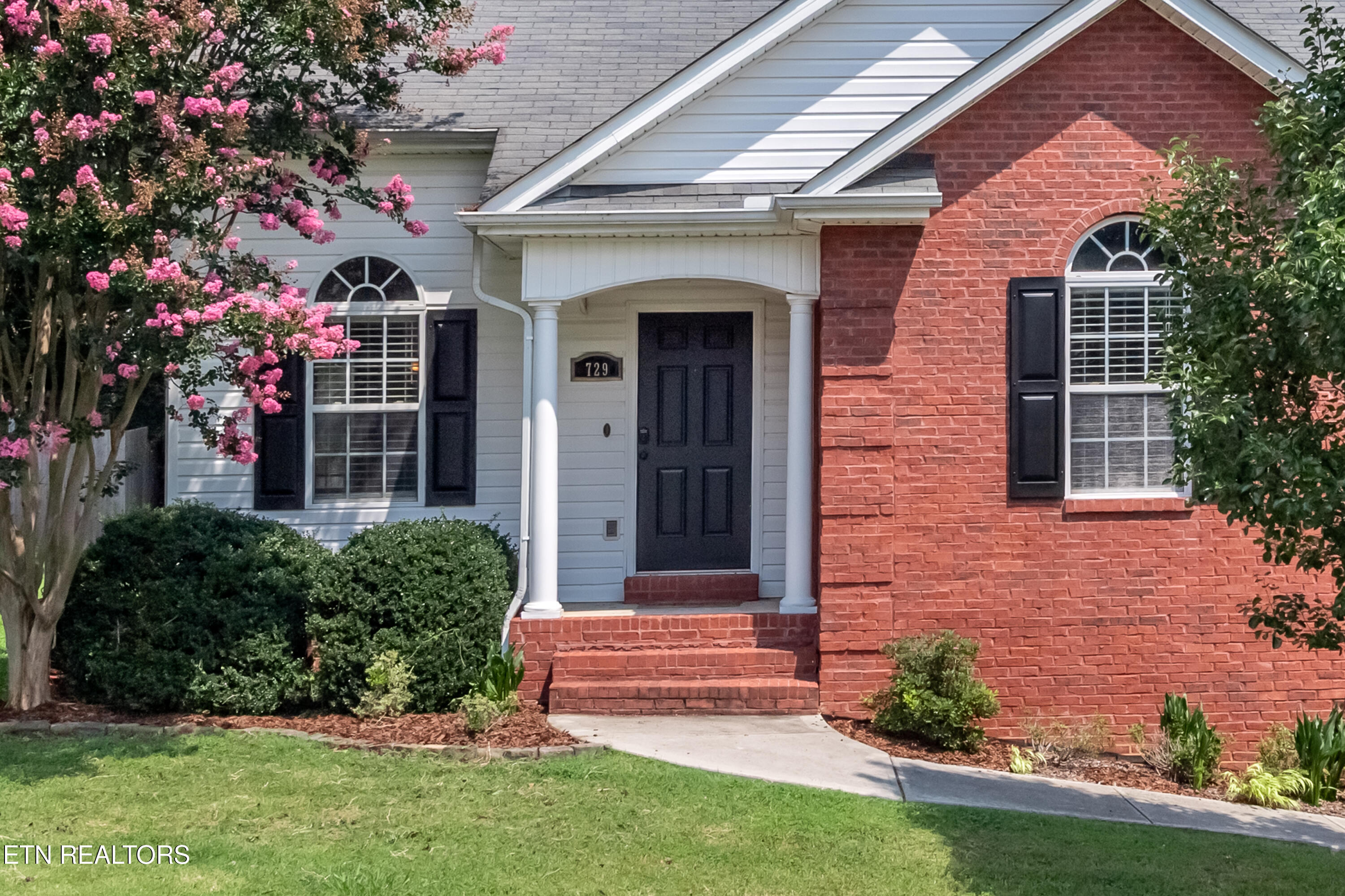 729 Chamberlain Manor Way Knoxville TN 37920