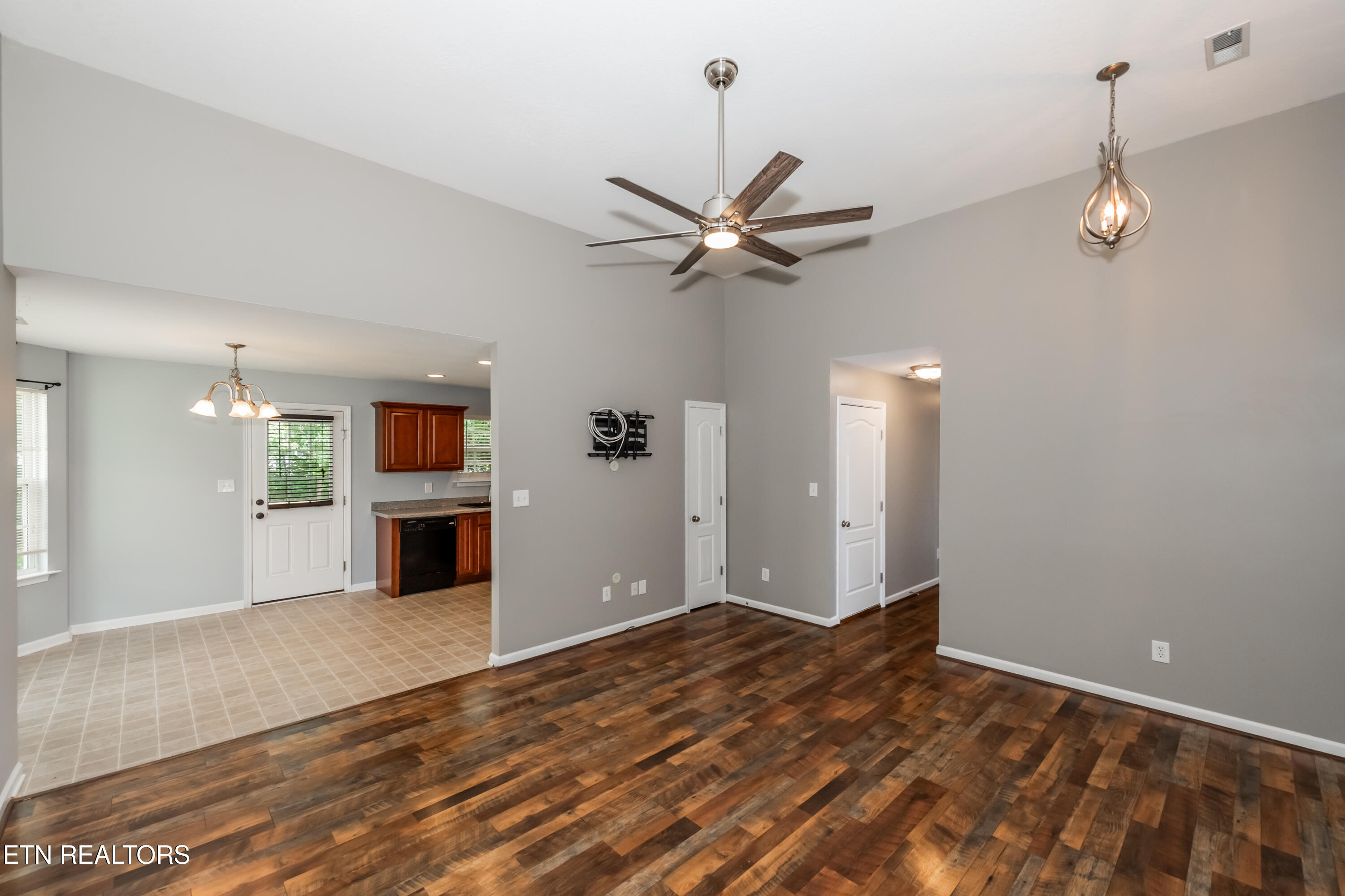 729 Chamberlain Manor Way Knoxville TN 37920