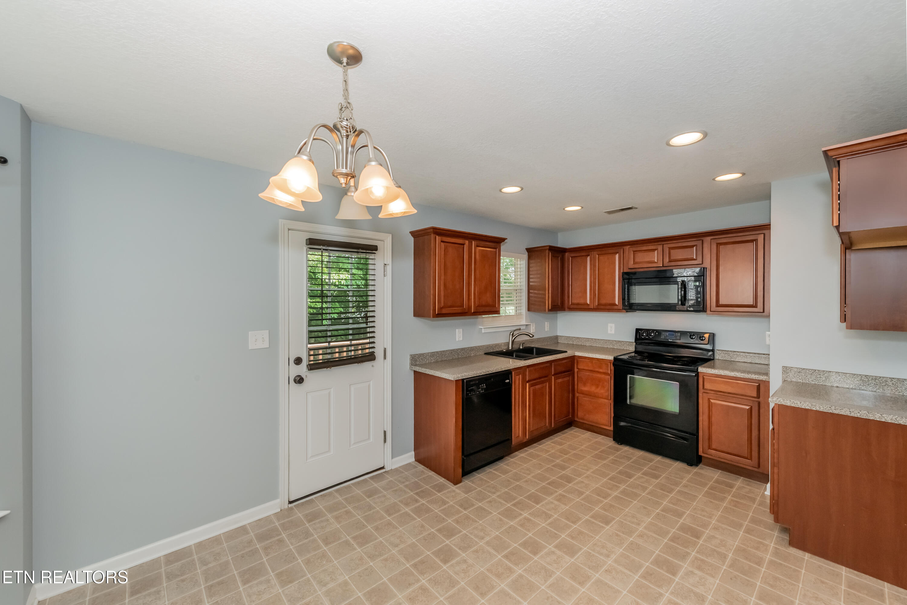 729 Chamberlain Manor Way Knoxville TN 37920