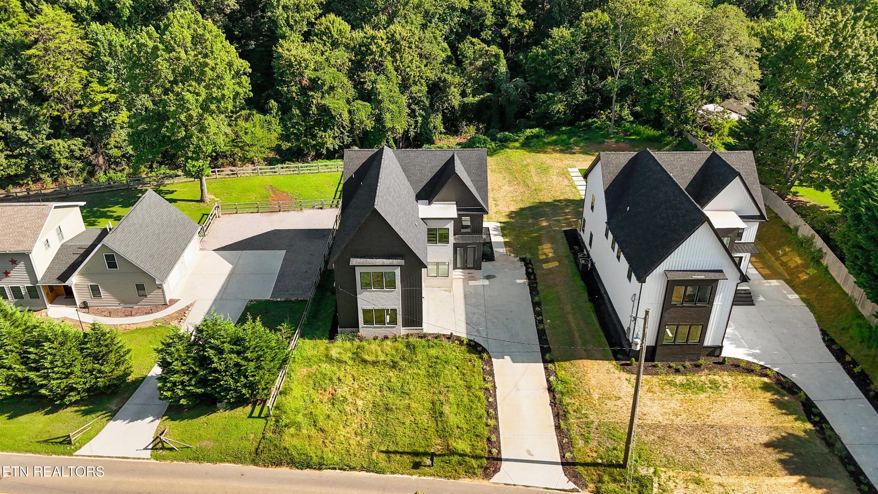 1908 Amherst Road Knoxville TN 37921