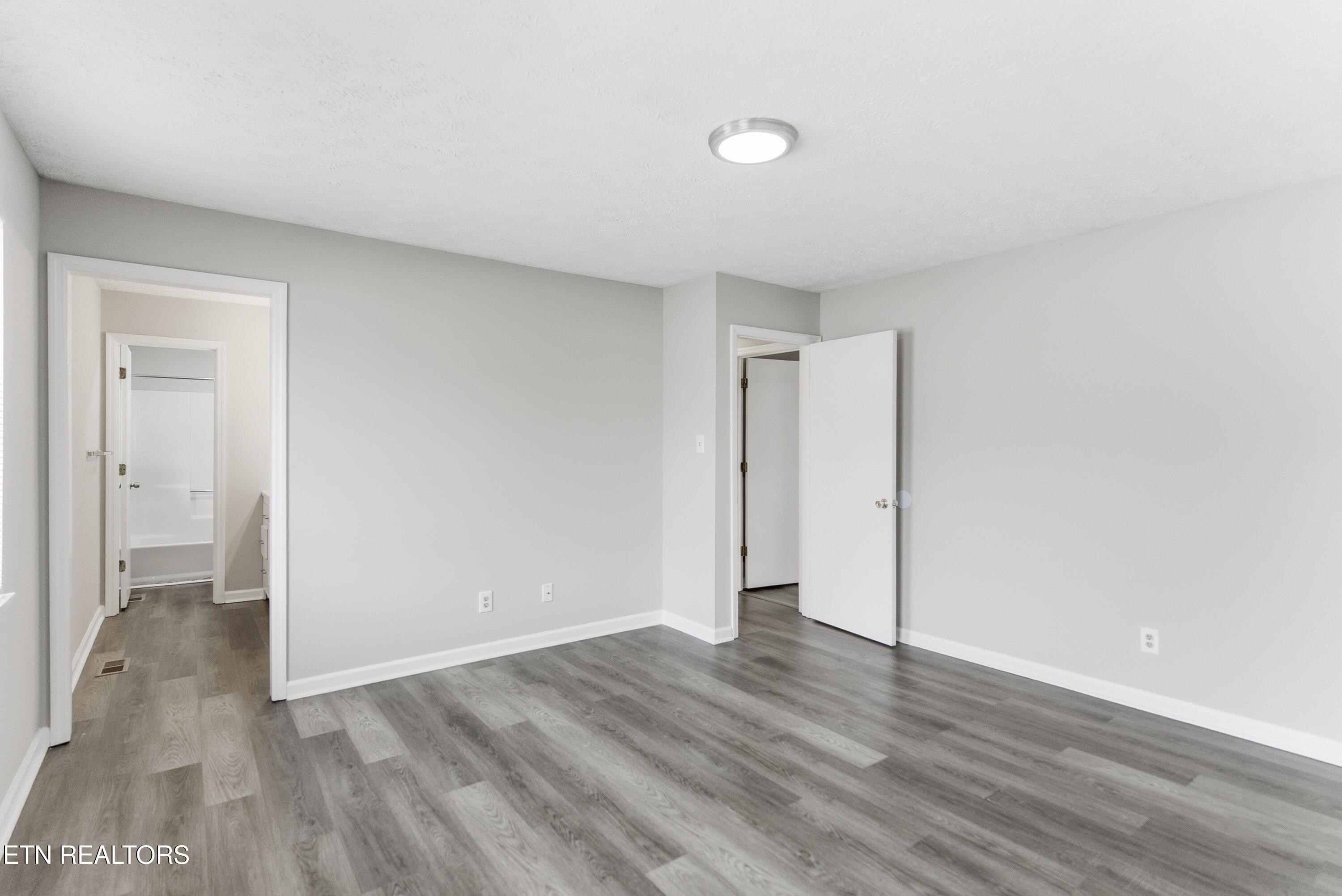 2511 Cedar Lane Knoxville TN 37918