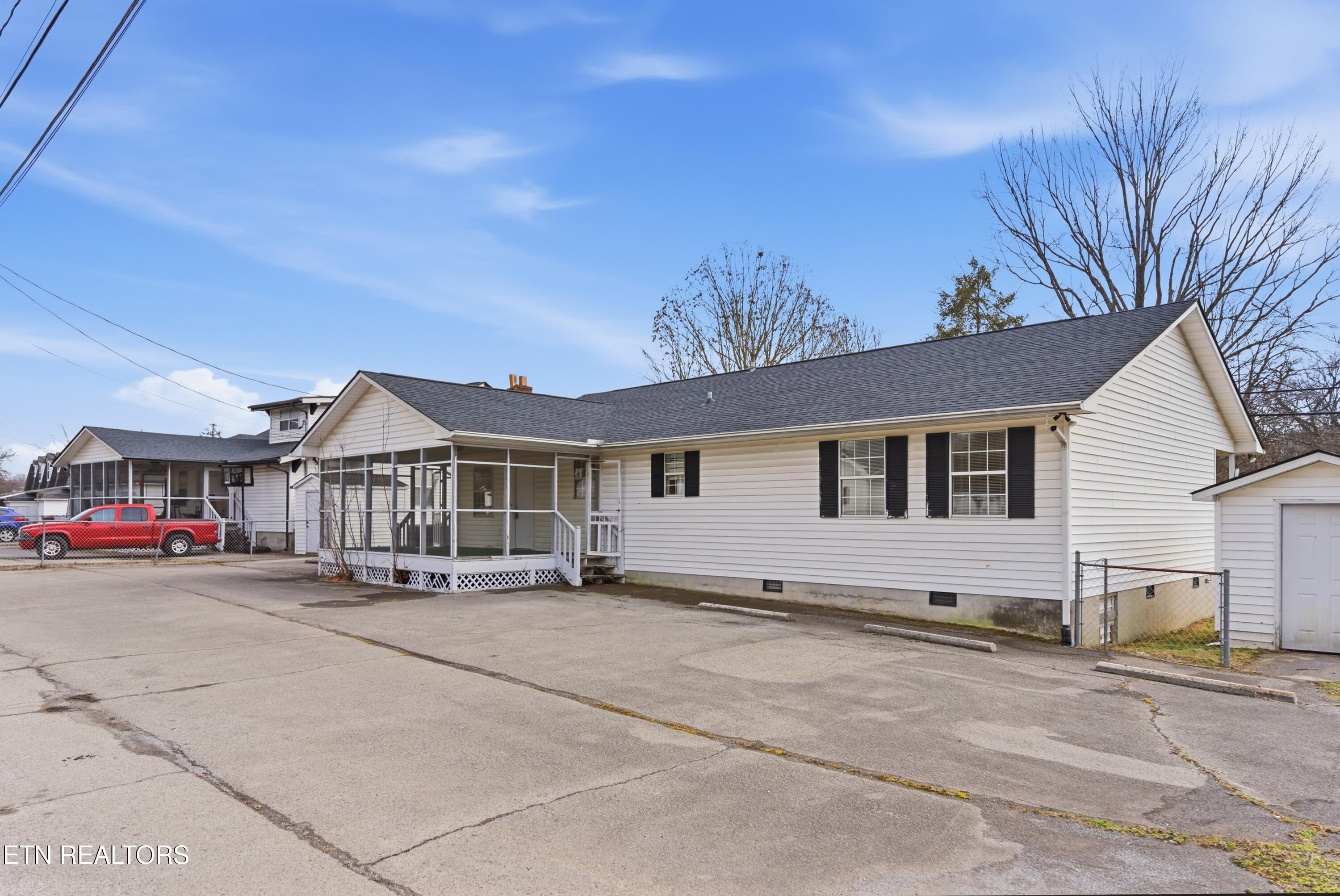 2511 Cedar Lane Knoxville TN 37918