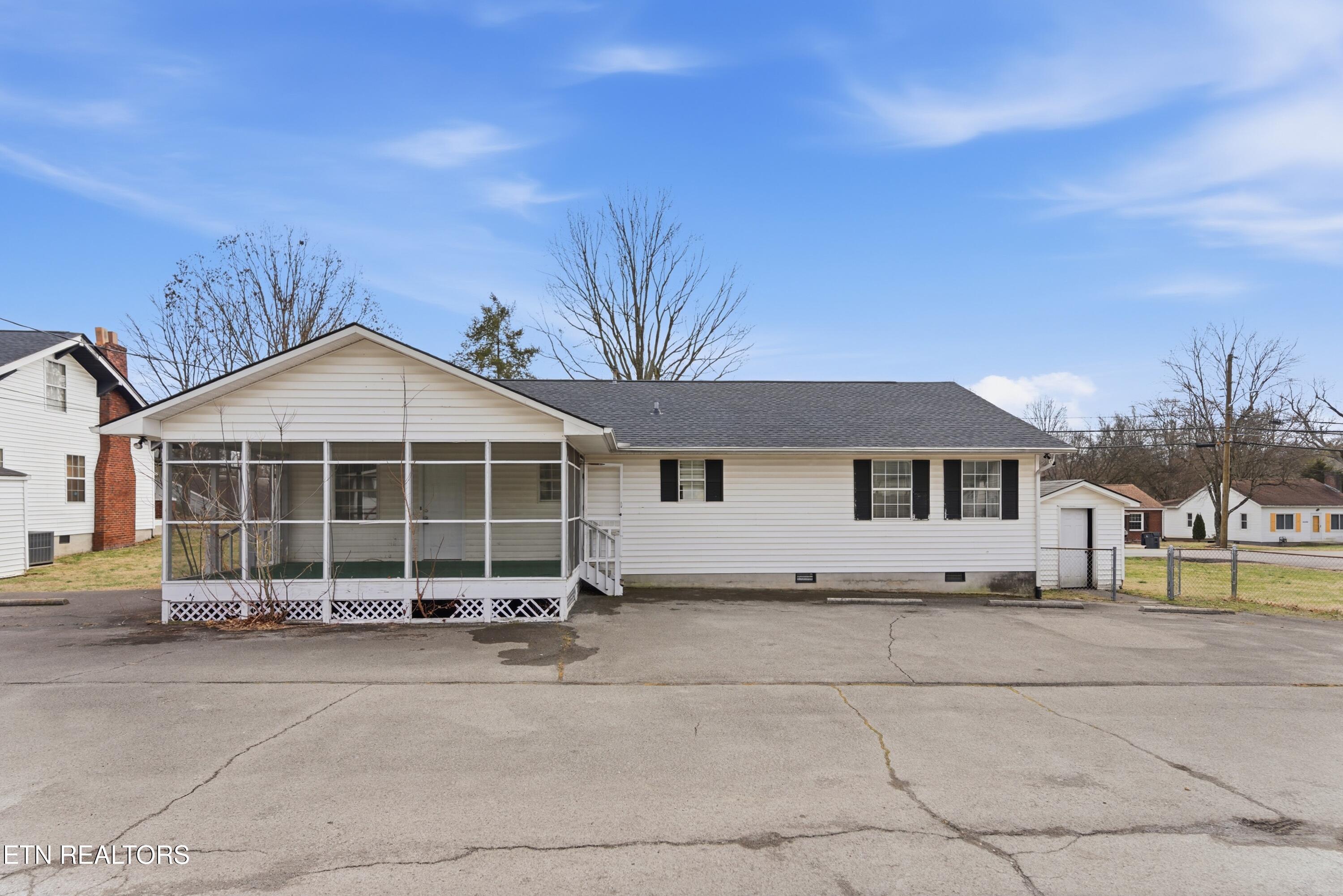 2511 Cedar Lane Knoxville TN 37918