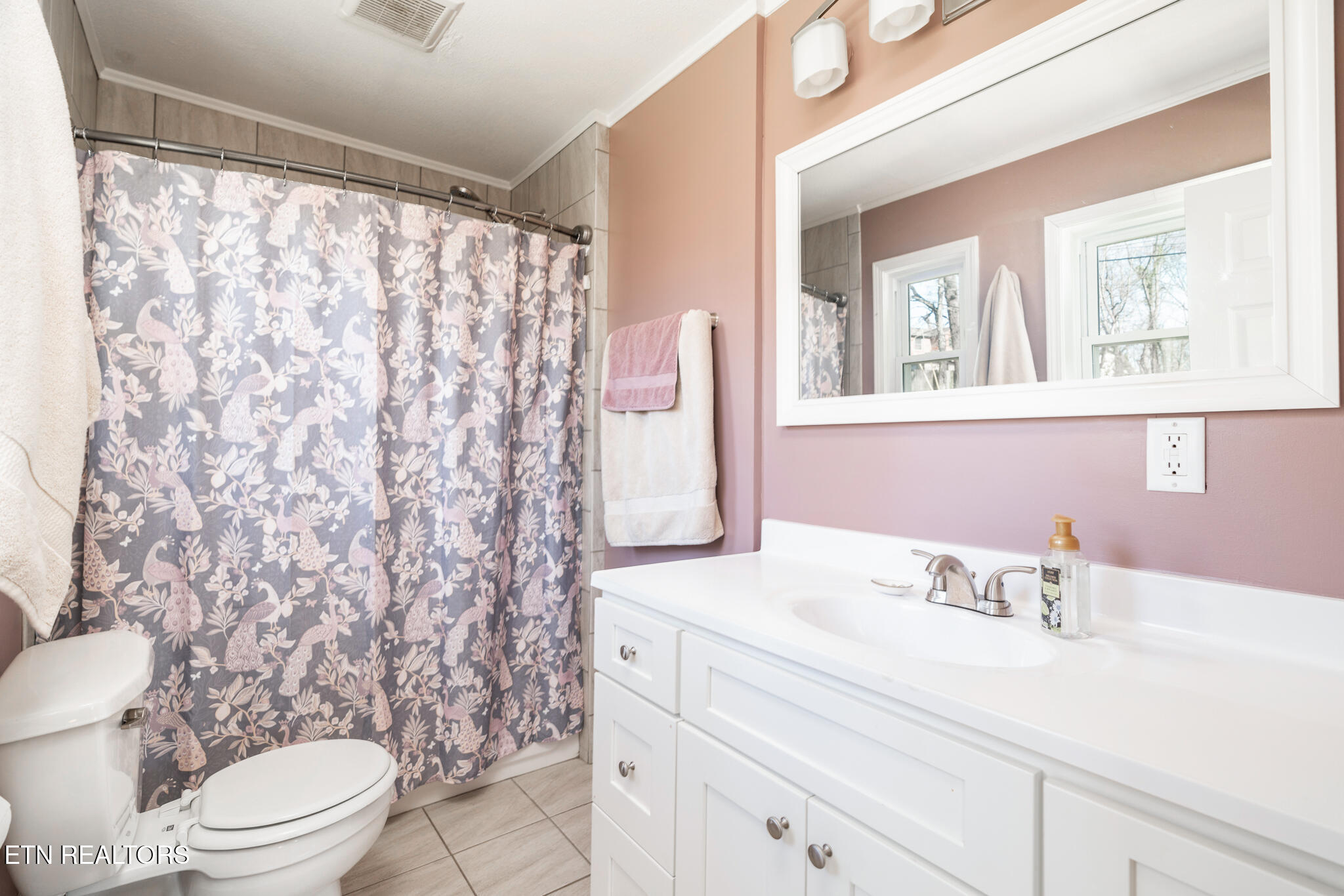 2449 Kantebury Drive Knoxville TN 37917