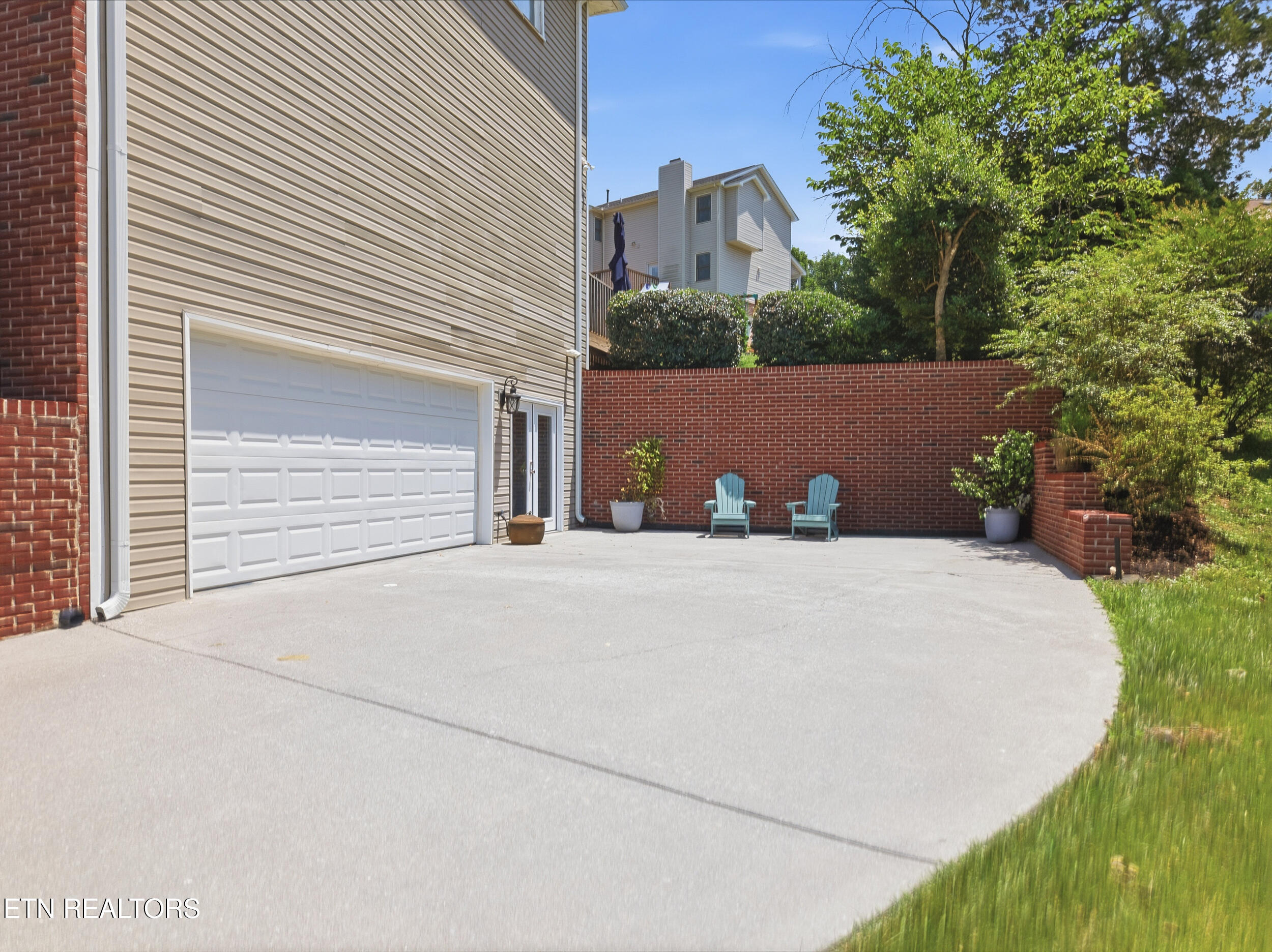 10108 Lonely Oak Lane Knoxville TN 37932