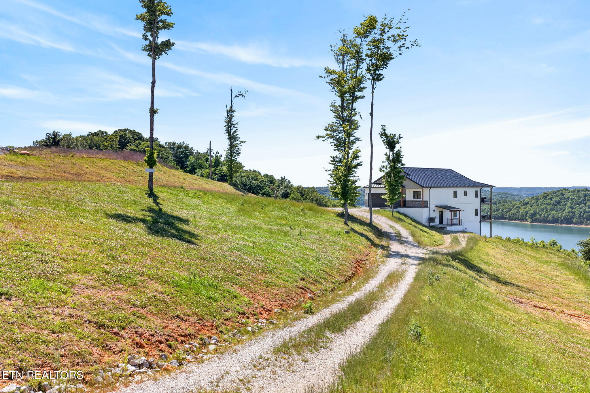 448 Taylor Road Byrdstown TN 38549