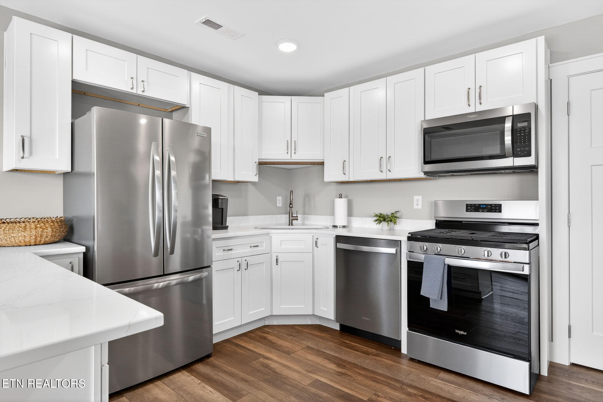 448 Taylor Road Byrdstown TN 38549
