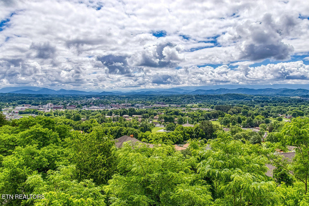 452 Maggie Mack Lane Sevierville TN 37862