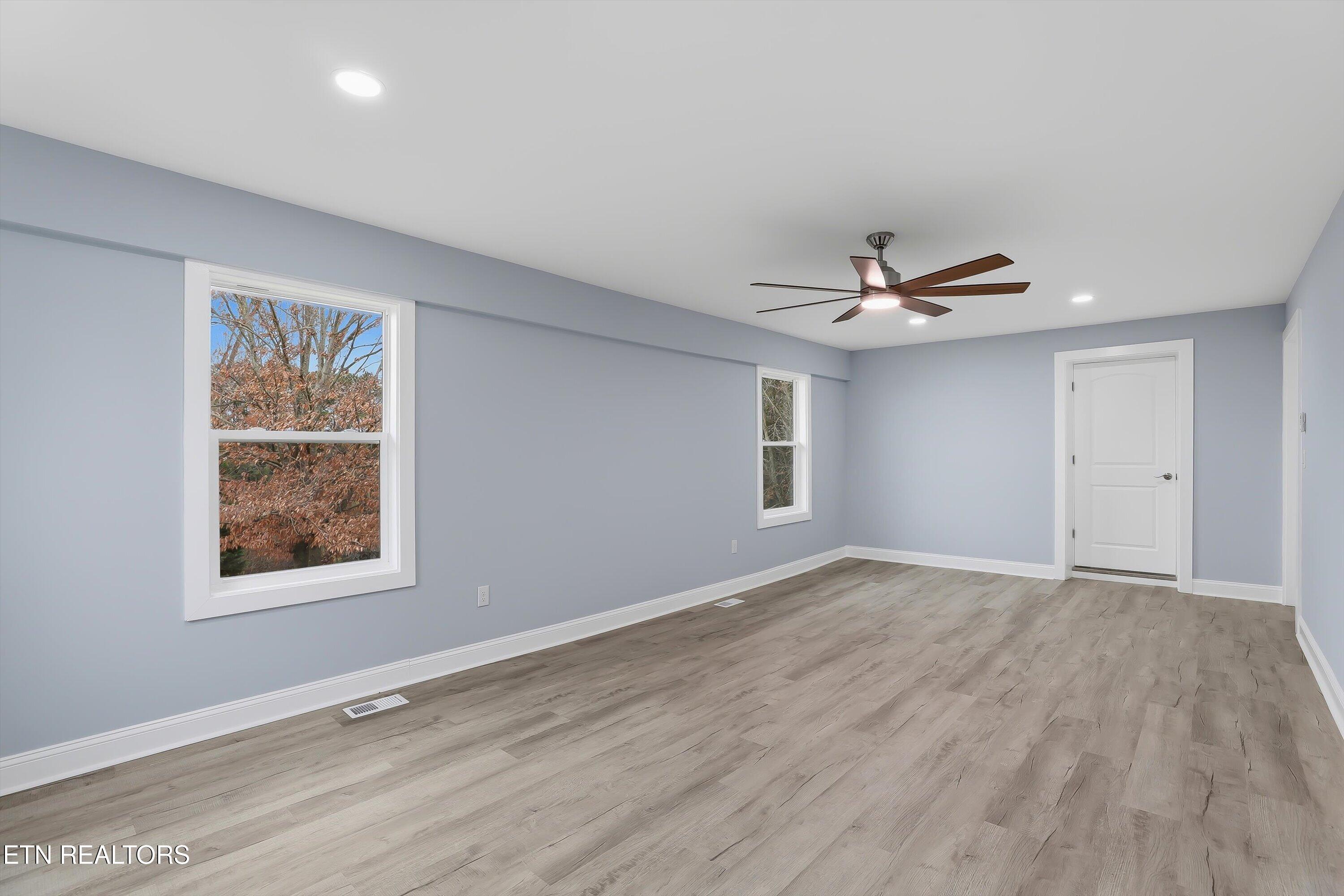 531 Robinson Drive Loudon TN 37774