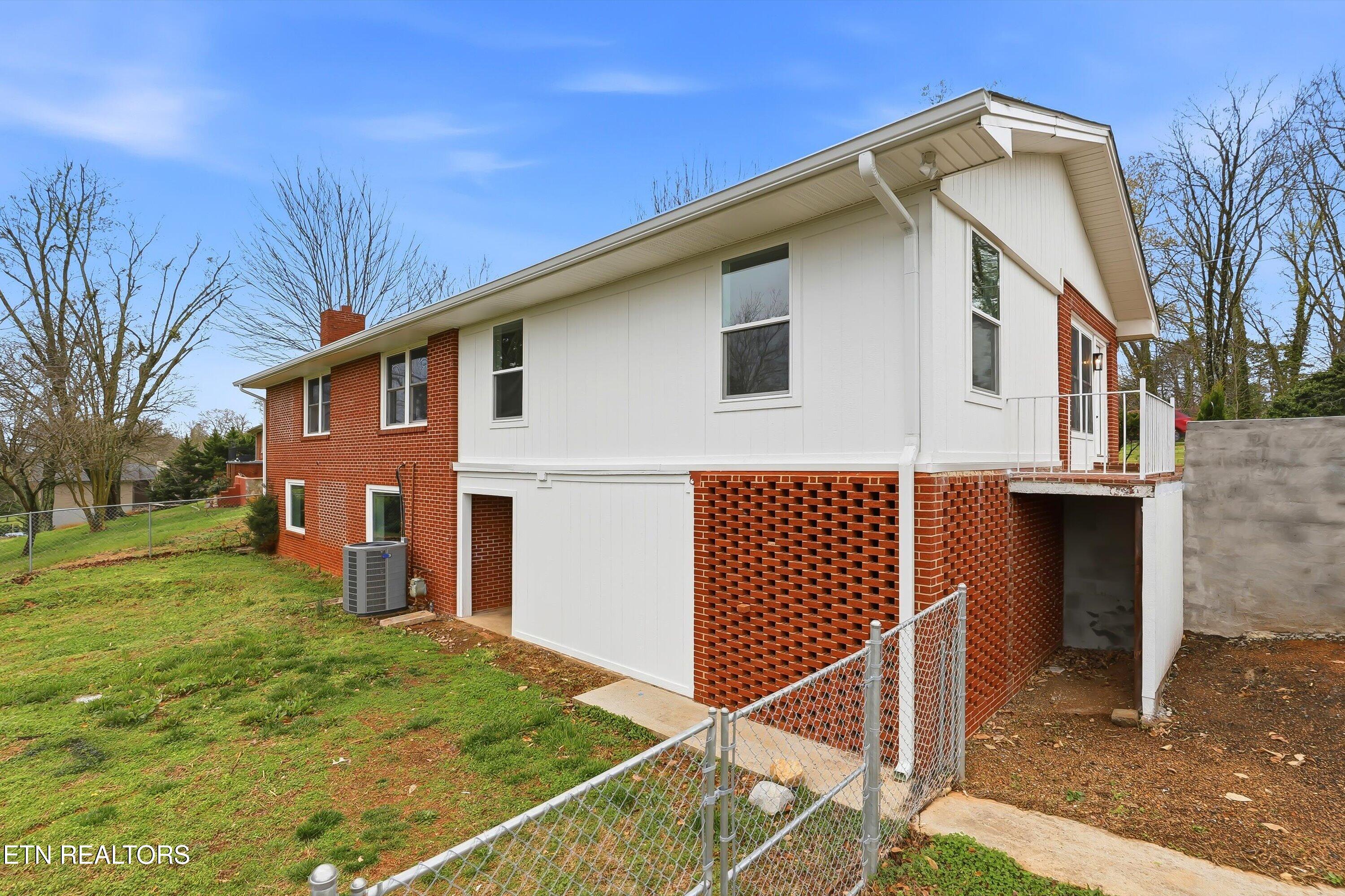 531 Robinson Drive Loudon TN 37774